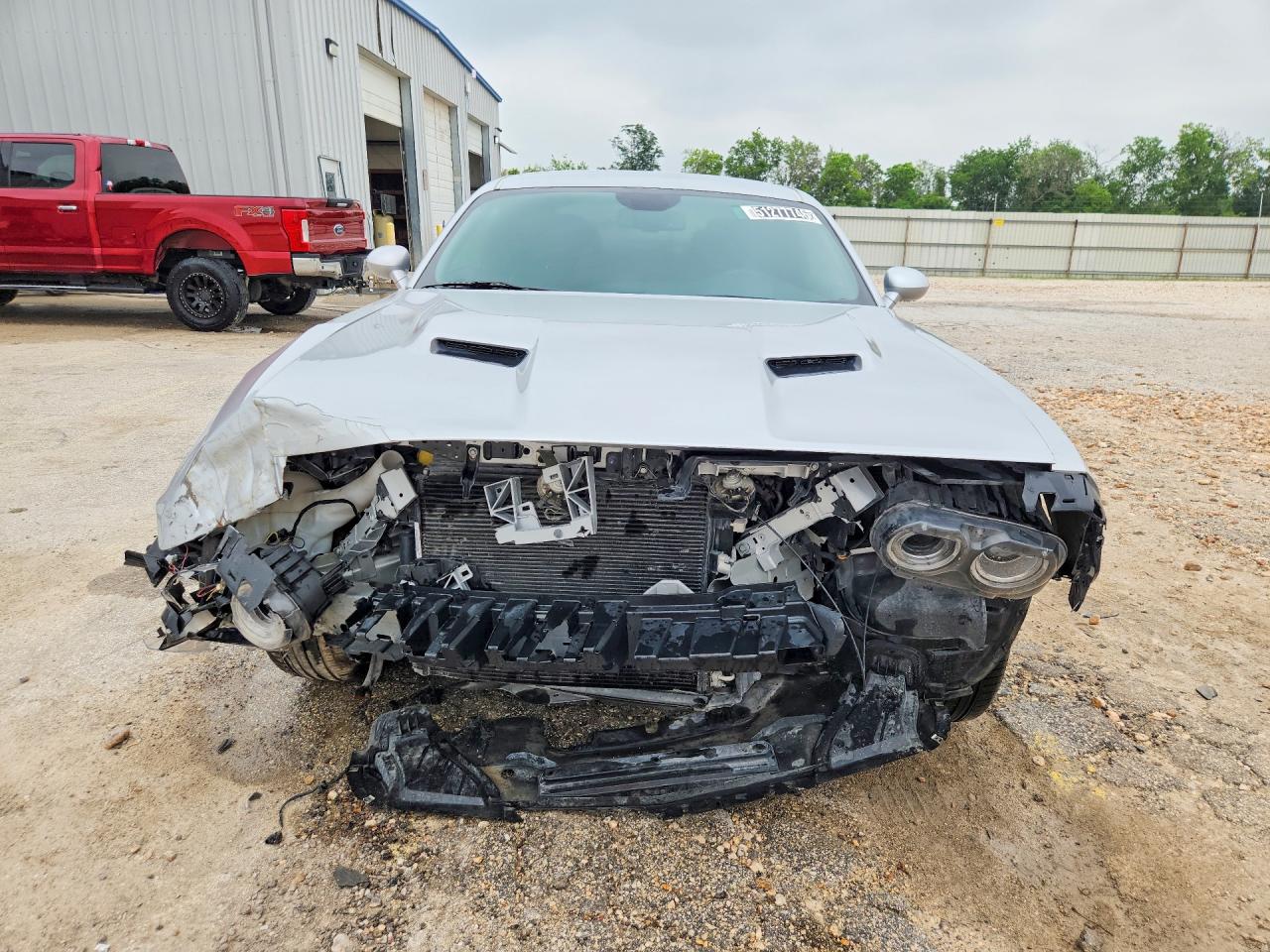 2019 Dodge Challenger Sxt Серебряный vin: 2C3CDZAG2KH679564