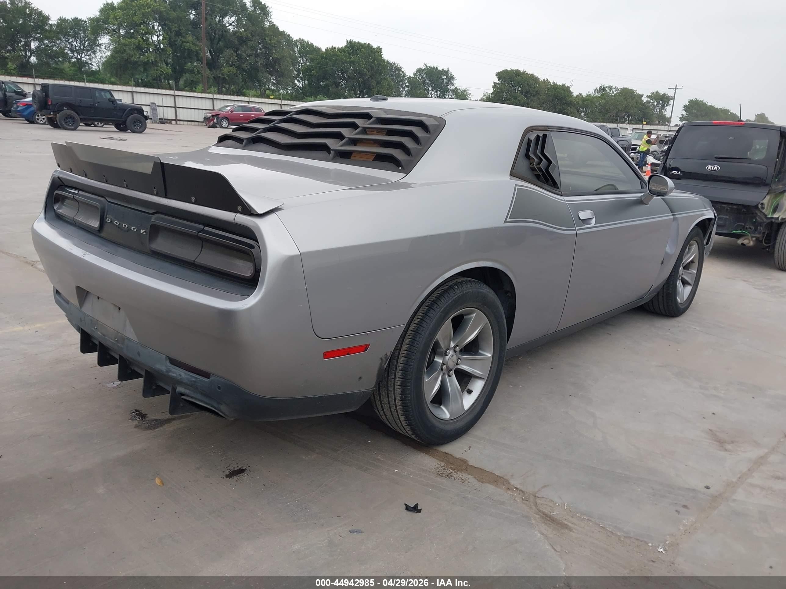 2015 Dodge Challenger Sxt Gray vin: 2C3CDZAG3FH702243