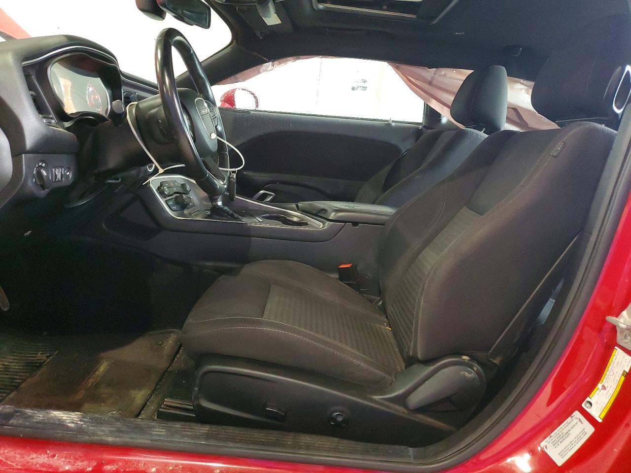2015 Dodge Challenger Sxt Red vin: 2C3CDZAG3FH723612