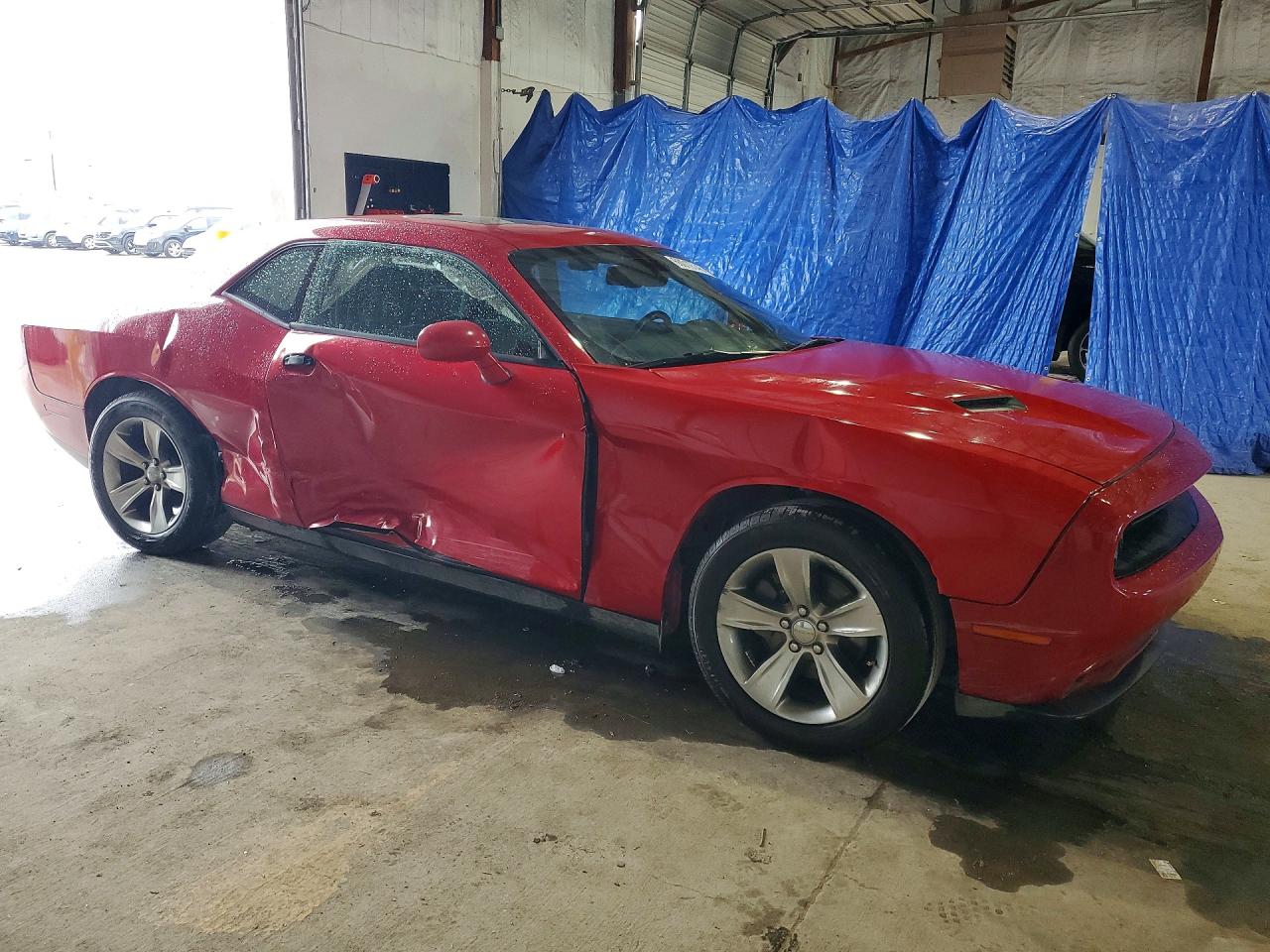 2015 Dodge Challenger Sxt Red vin: 2C3CDZAG3FH723612