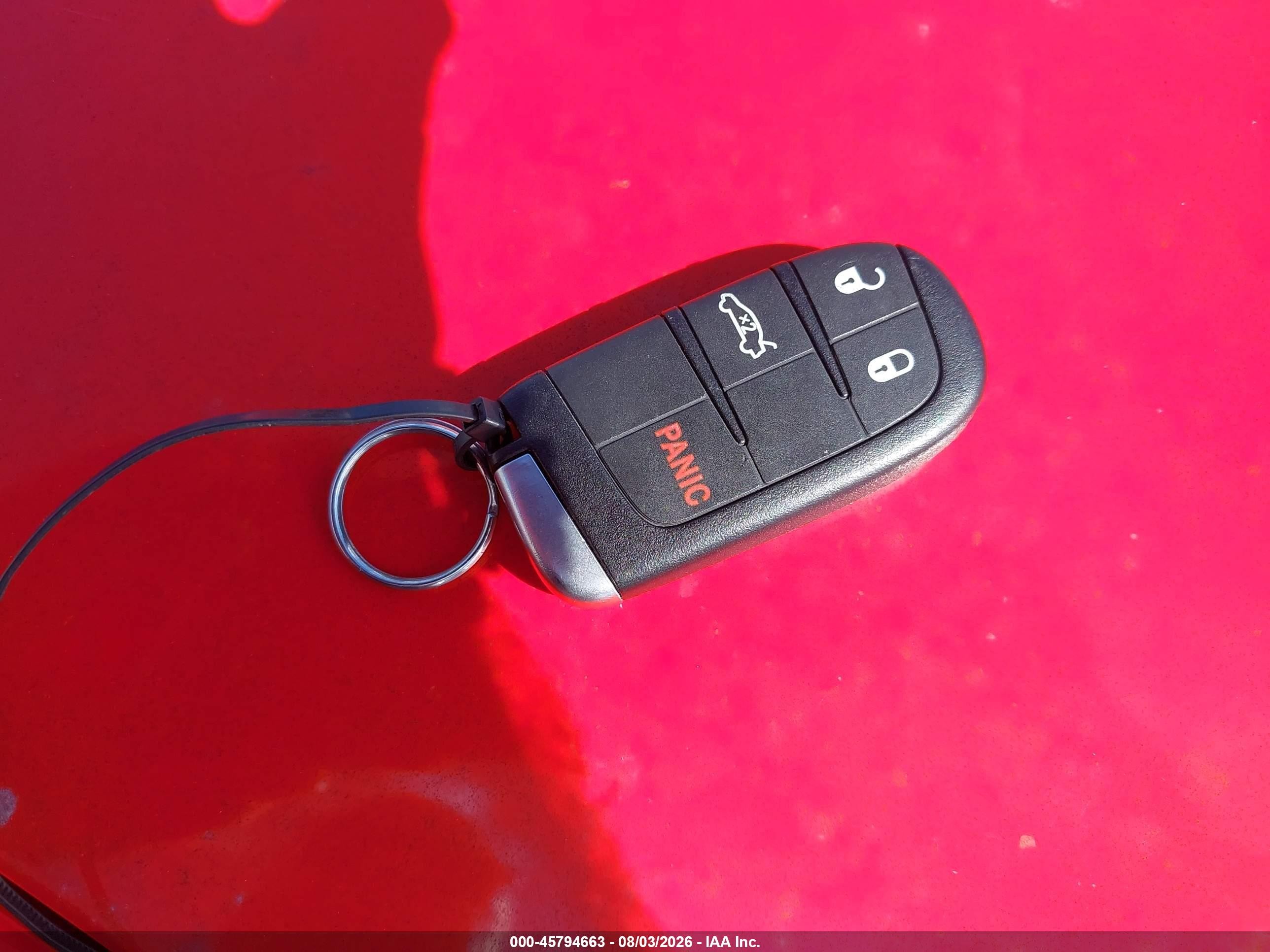 2015 Dodge Challenger Sxt Red vin: 2C3CDZAG3FH759087