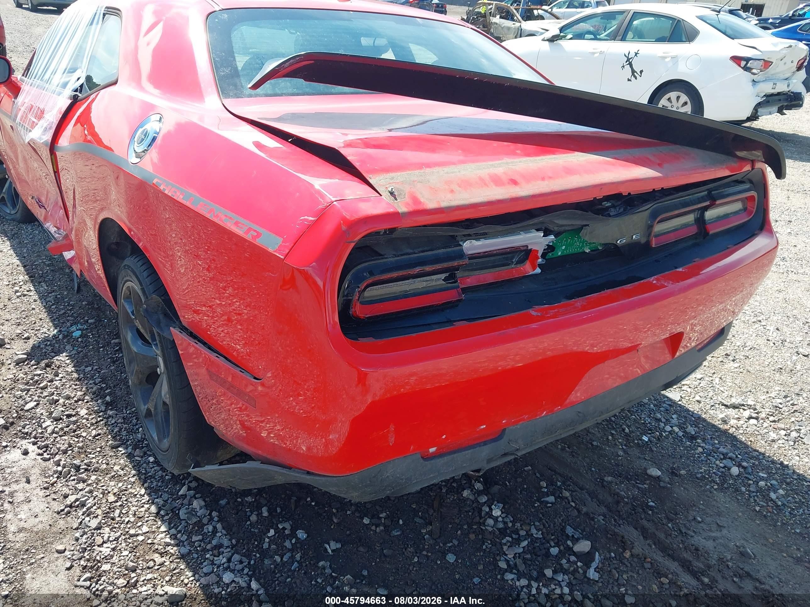 2015 Dodge Challenger Sxt Red vin: 2C3CDZAG3FH759087