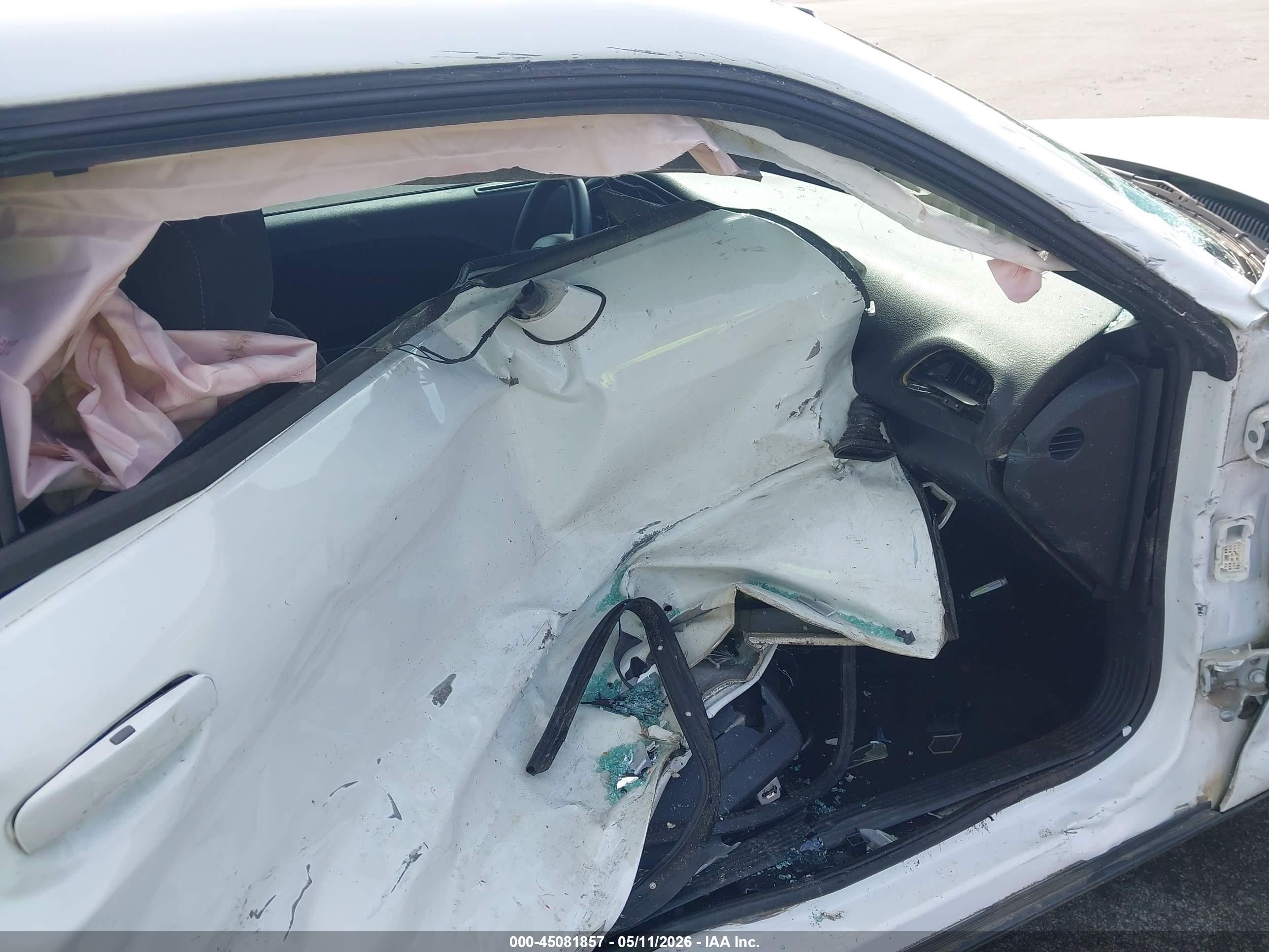 2015 Dodge Challenger Sxt White vin: 2C3CDZAG3FH822026