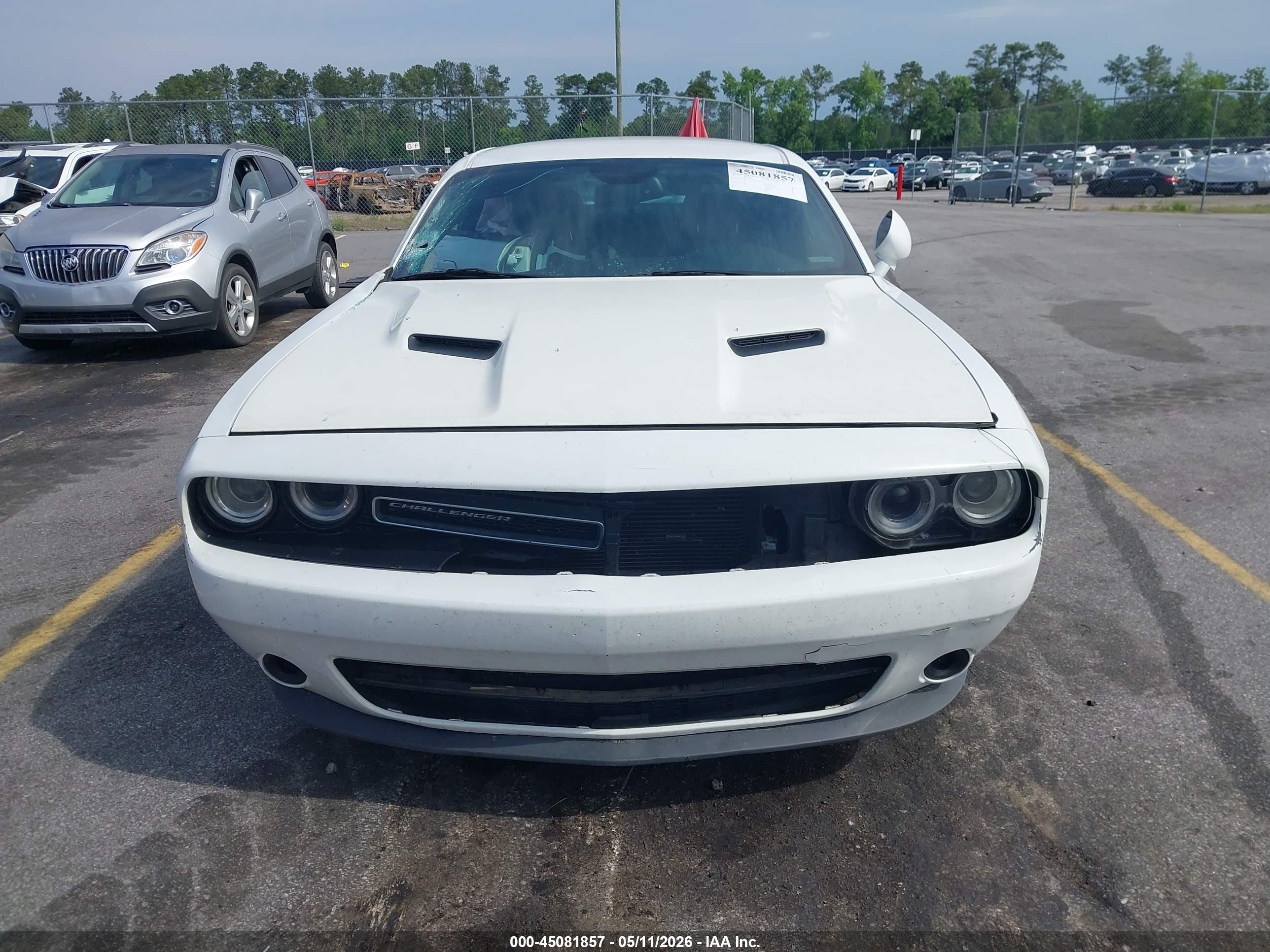 2015 Dodge Challenger Sxt White vin: 2C3CDZAG3FH822026