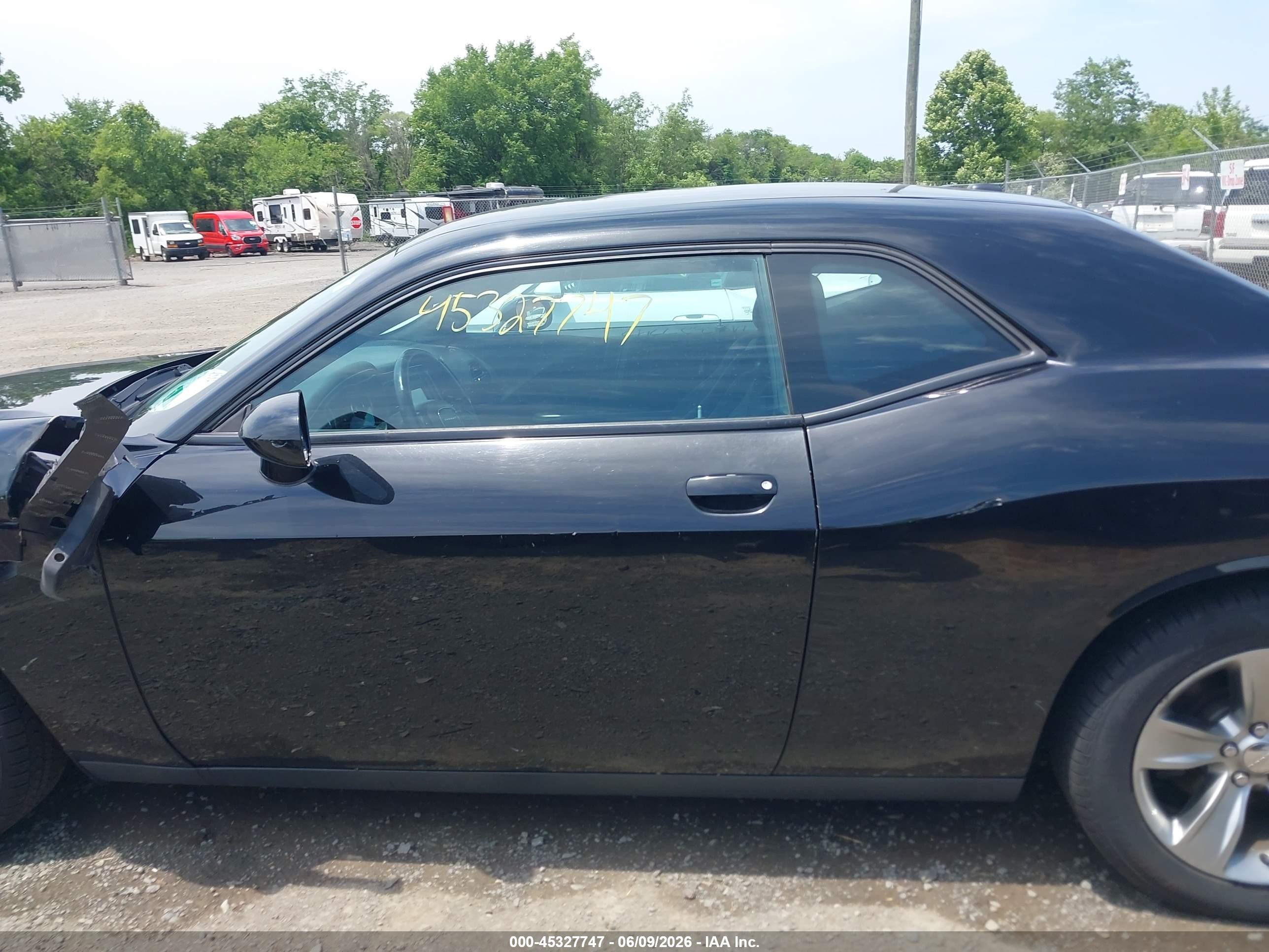 2015 Dodge Challenger Sxt Черный vin: 2C3CDZAG3FH877642