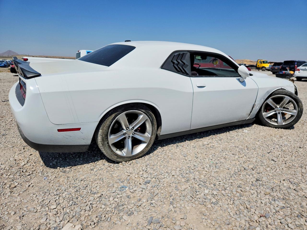 2015 Dodge Challenger Sxt White vin: 2C3CDZAG3FH909778