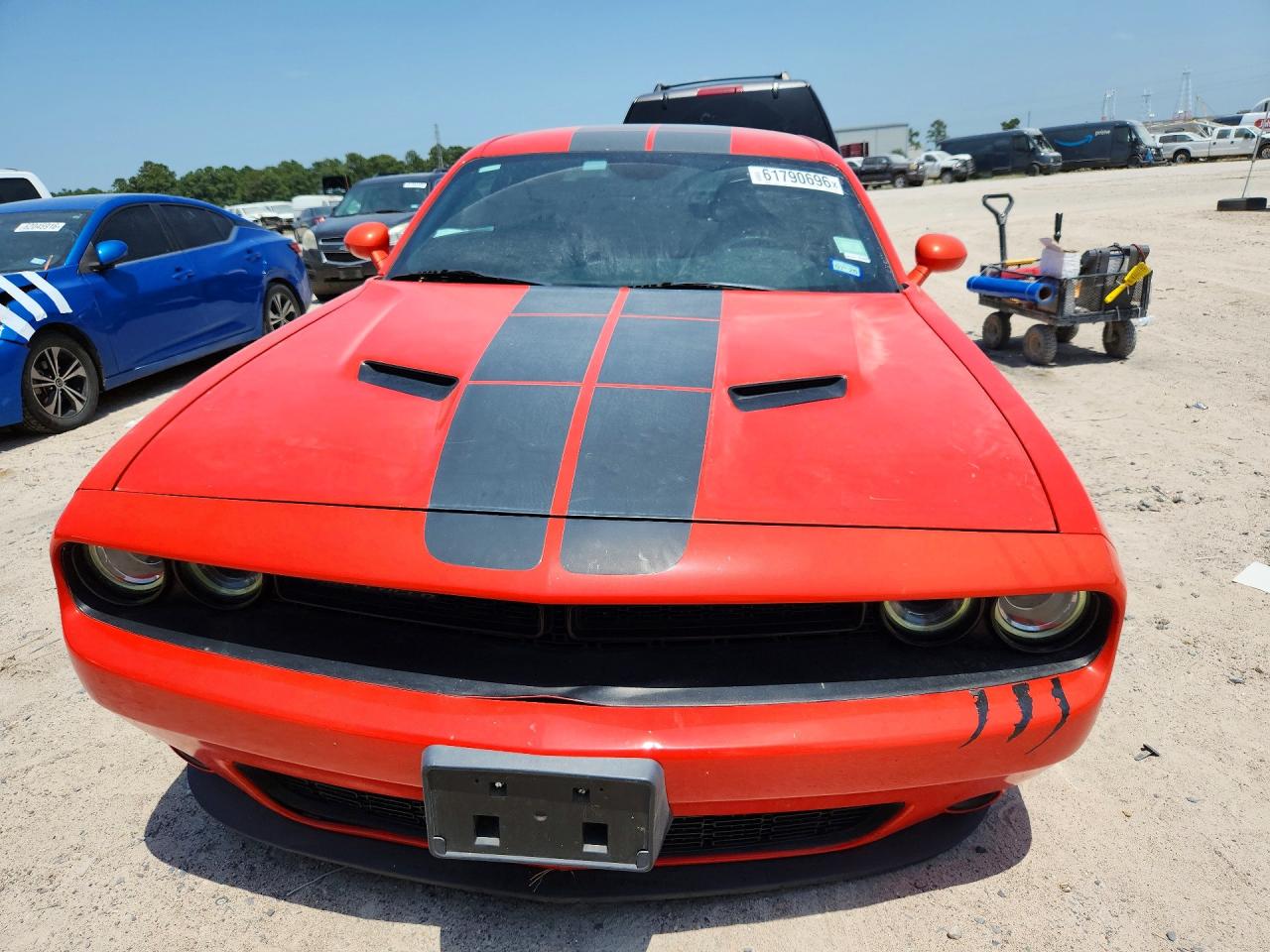 2017 Dodge Challenger Sxt Оранжевый vin: 2C3CDZAG3HH527527
