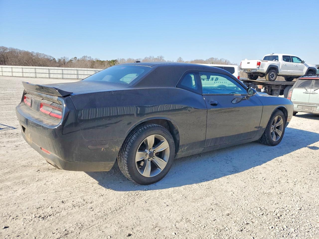 2015 Dodge Challenger Sxt Black vin: 2C3CDZAG4FH804179