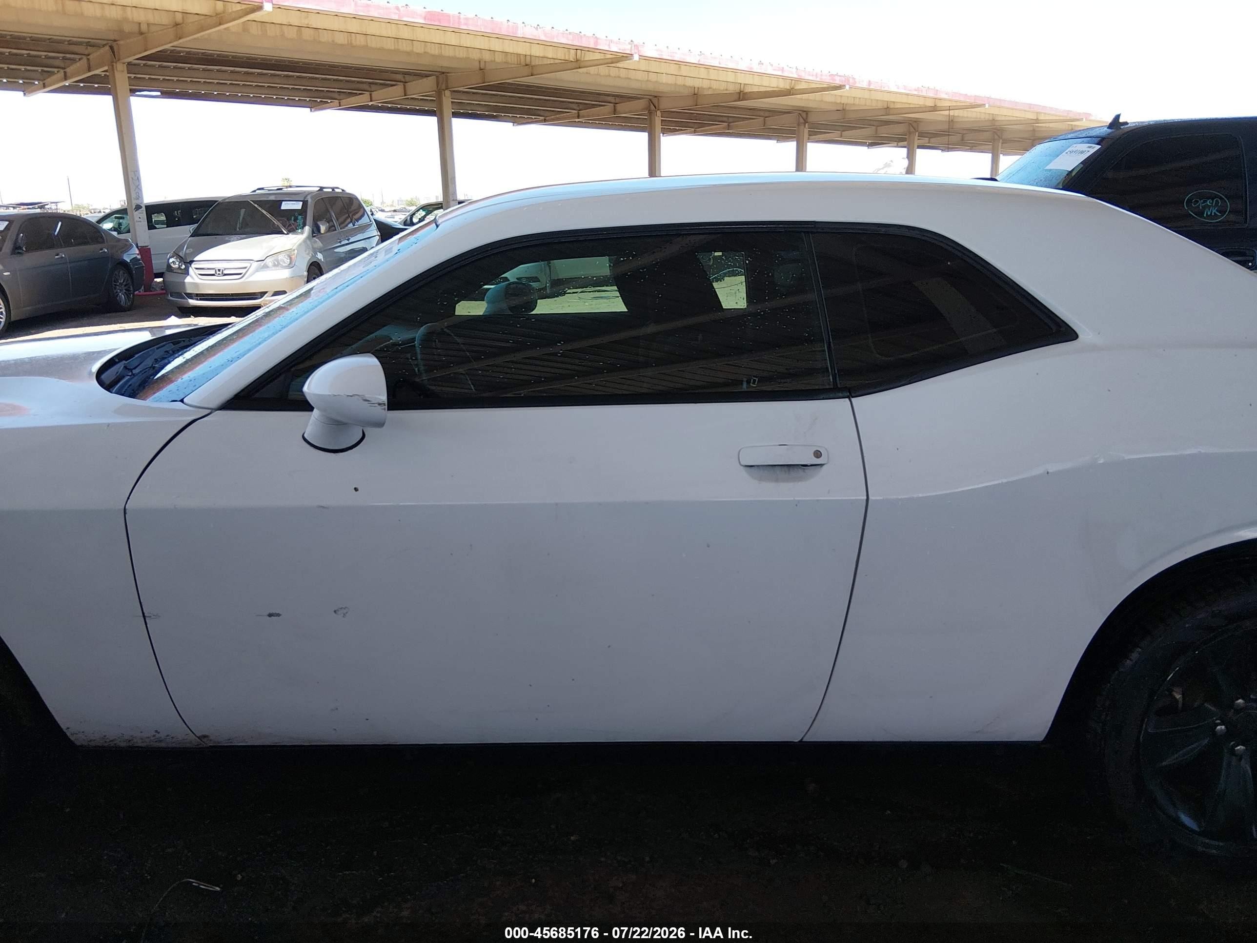 2015 Dodge Challenger Sxt White vin: 2C3CDZAG4FH821421