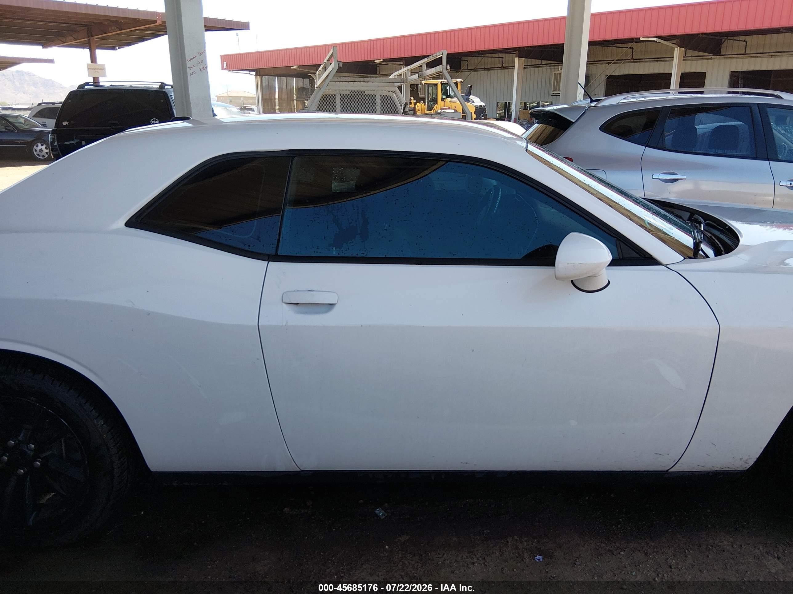 2015 Dodge Challenger Sxt White vin: 2C3CDZAG4FH821421