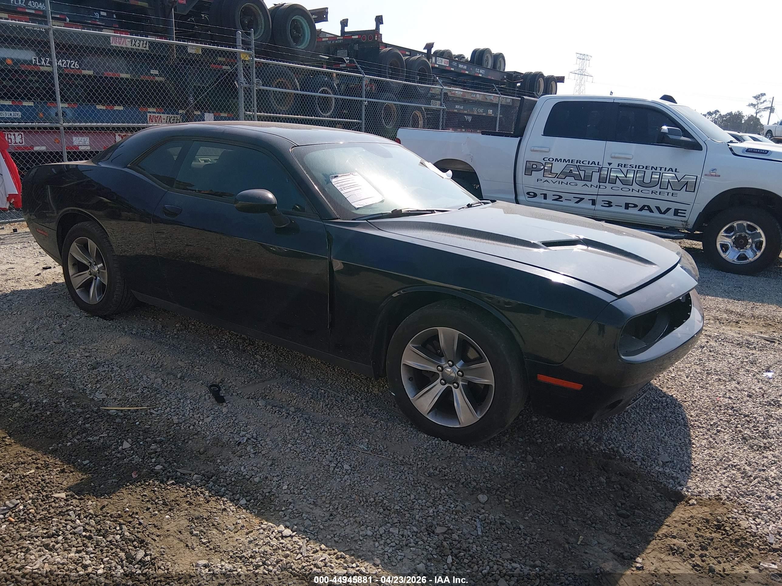 2015 Dodge Challenger Sxt Black vin: 2C3CDZAG4FH843080