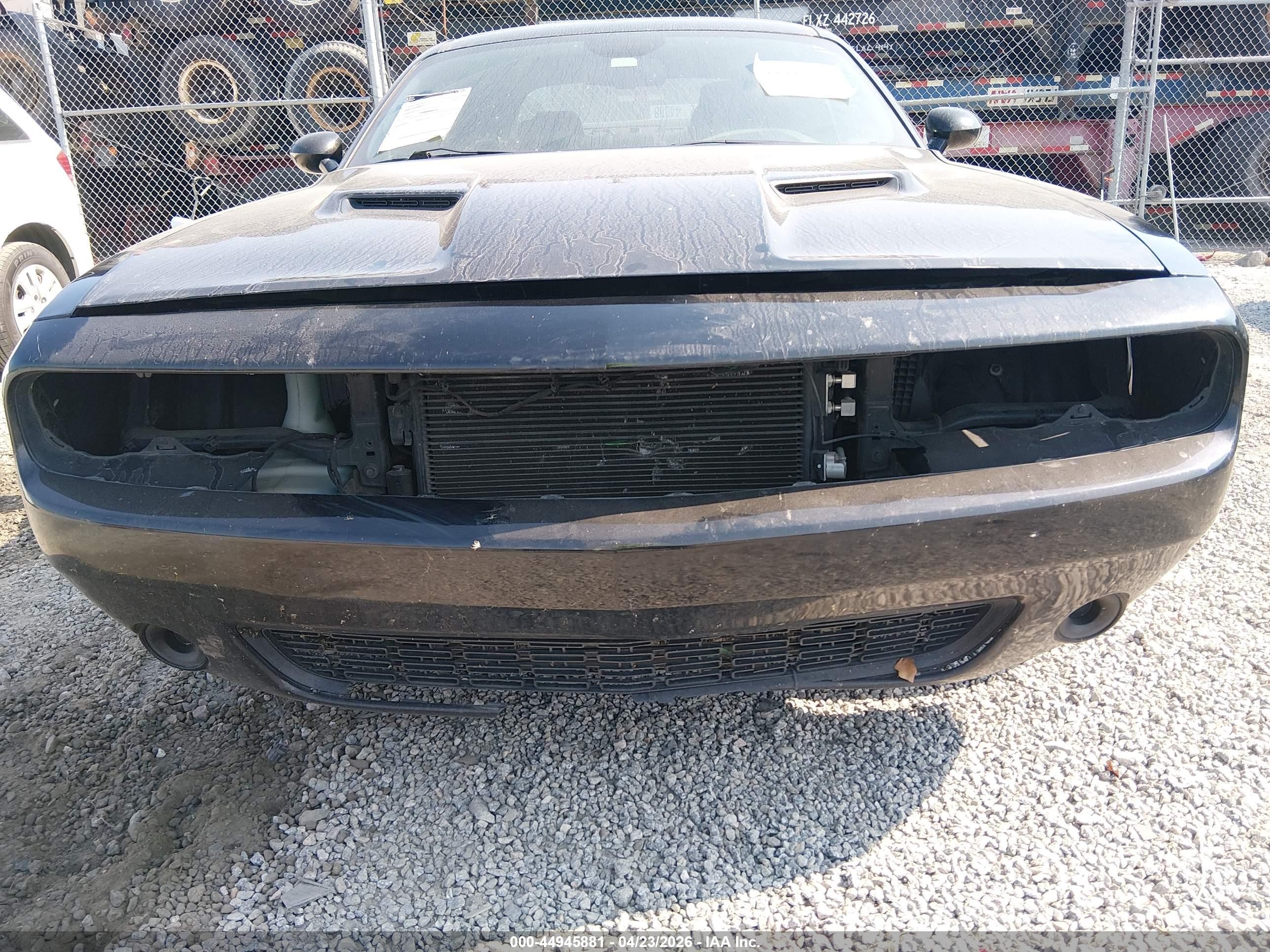 2015 Dodge Challenger Sxt Black vin: 2C3CDZAG4FH843080