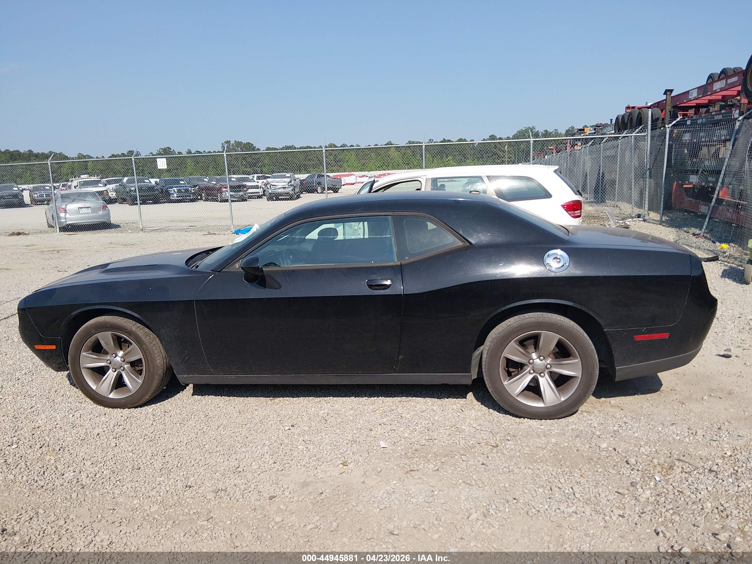 2015 Dodge Challenger Sxt Black vin: 2C3CDZAG4FH843080