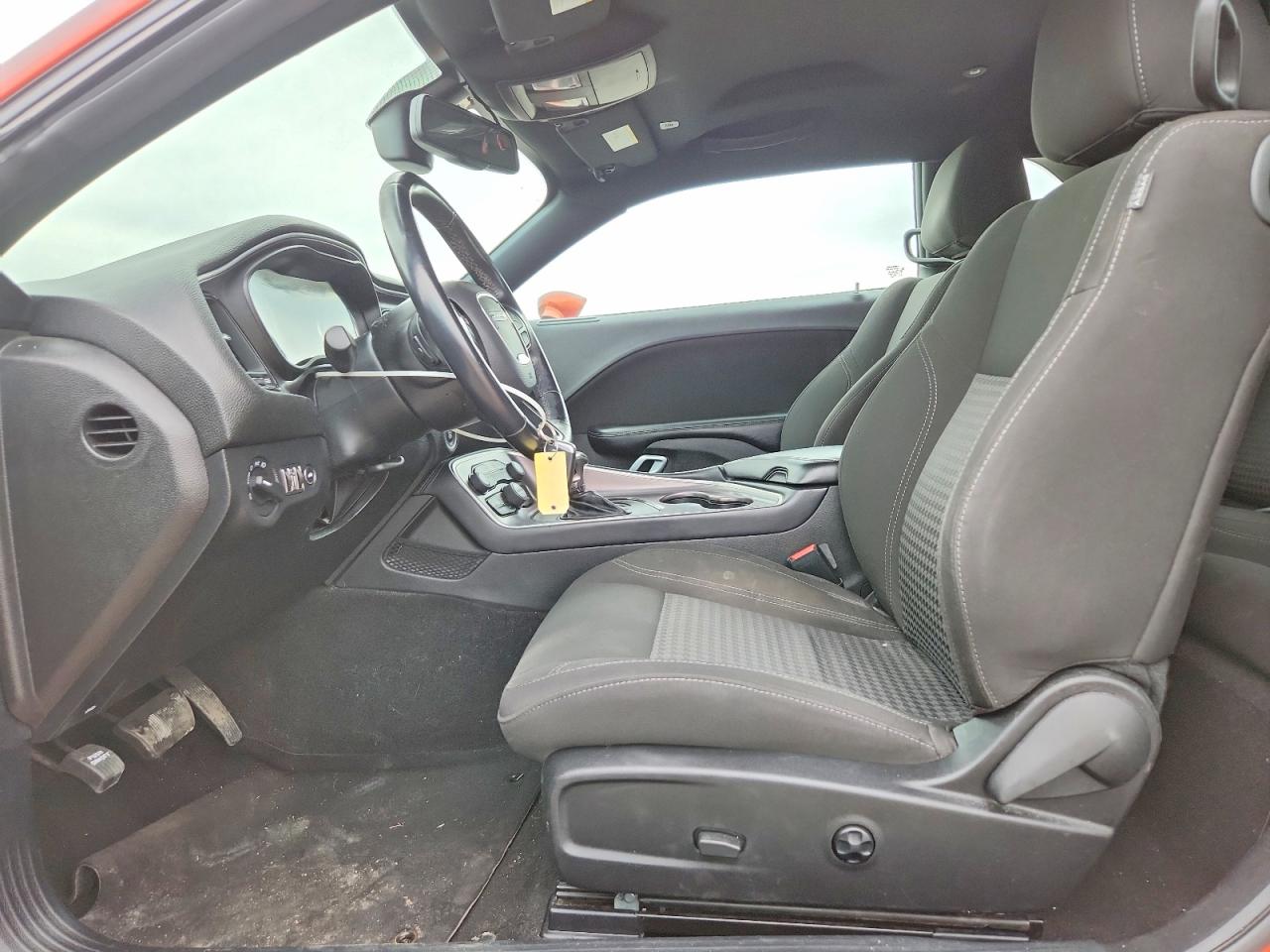 2021 Dodge Challenger Sxt Orange vin: 2C3CDZAG4MH506311