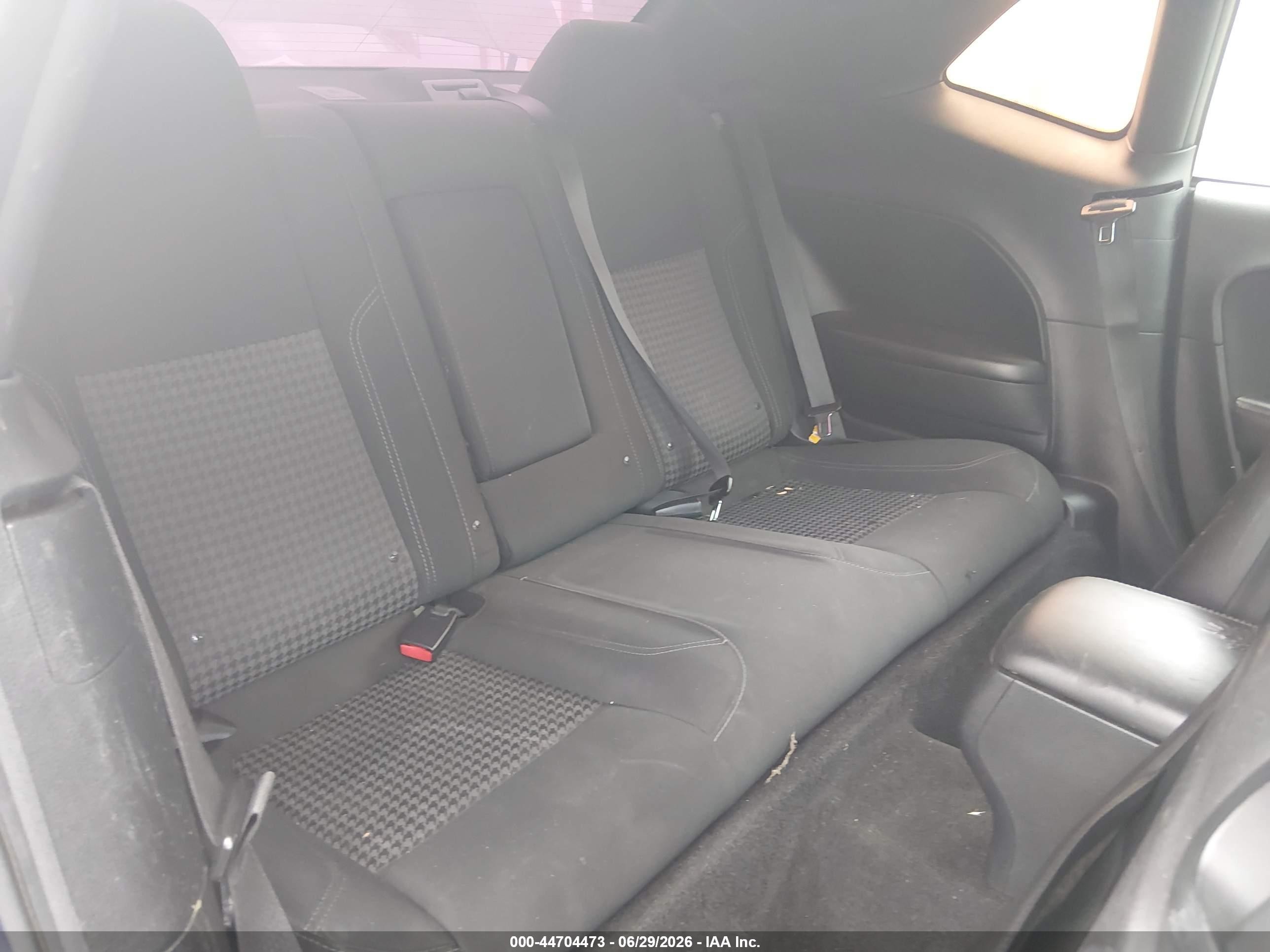 2015 Dodge Challenger Sxt Зеленый vin: 2C3CDZAG5FH723921