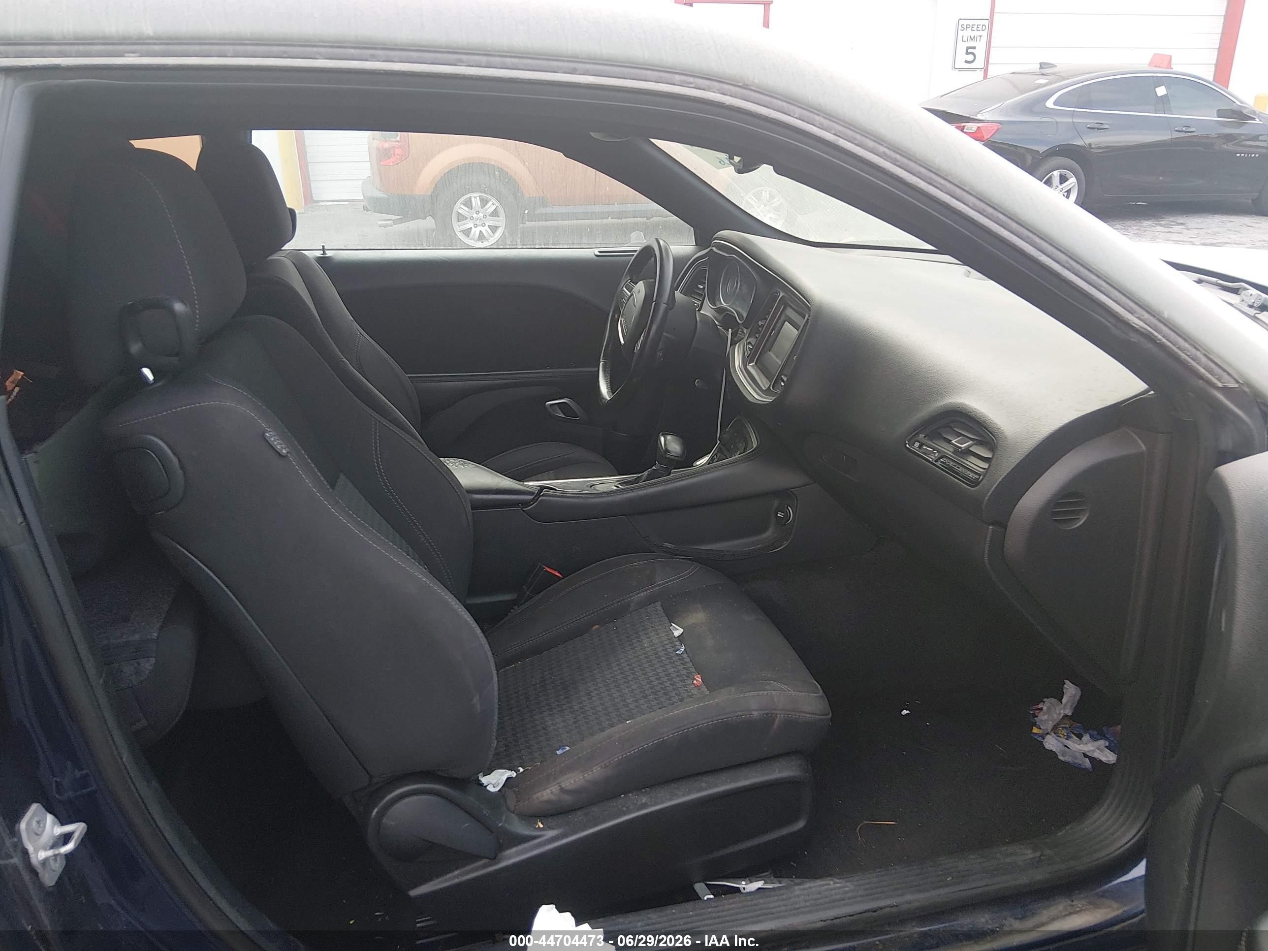 2015 Dodge Challenger Sxt Зеленый vin: 2C3CDZAG5FH723921