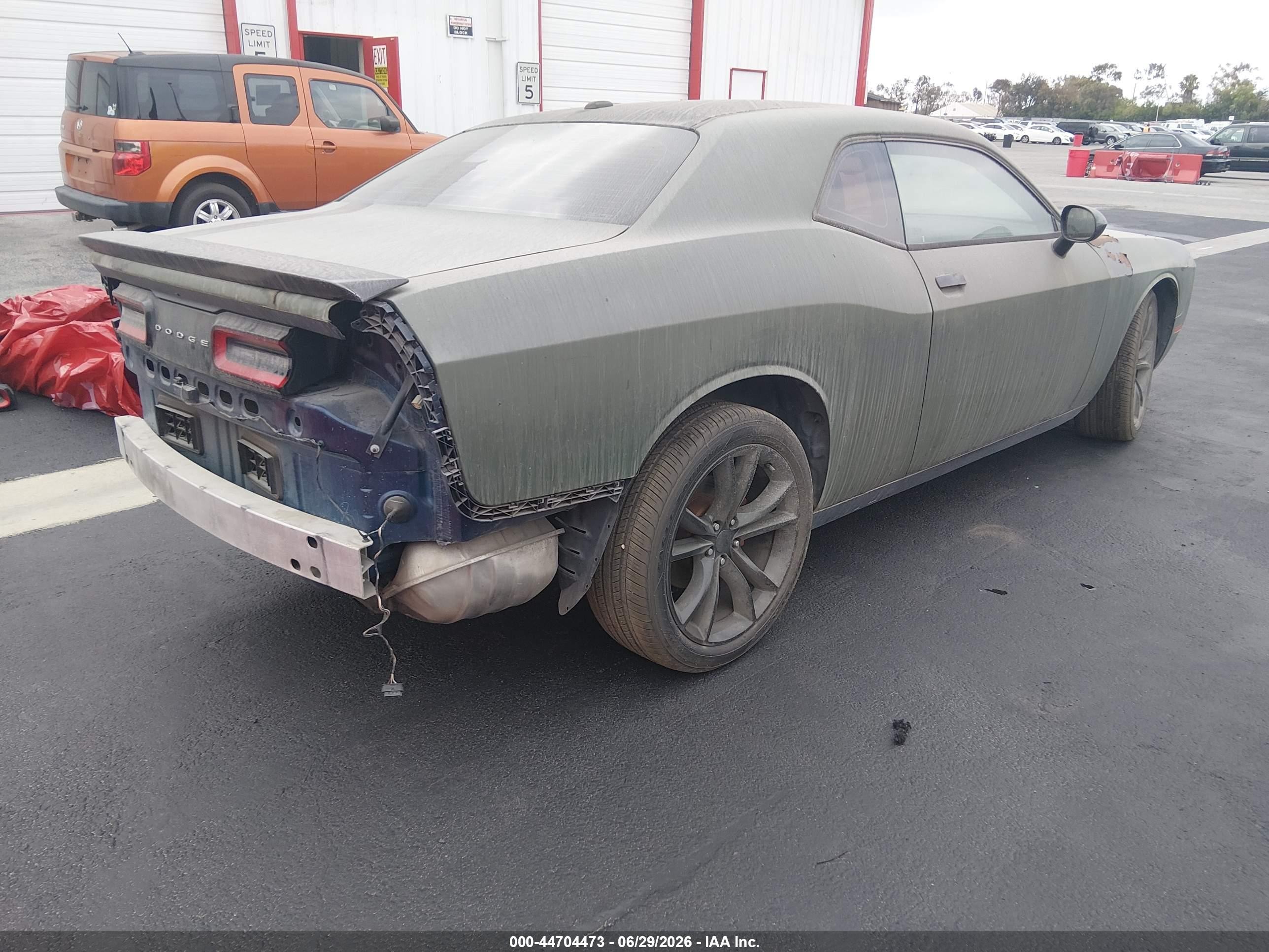 2015 Dodge Challenger Sxt Зеленый vin: 2C3CDZAG5FH723921