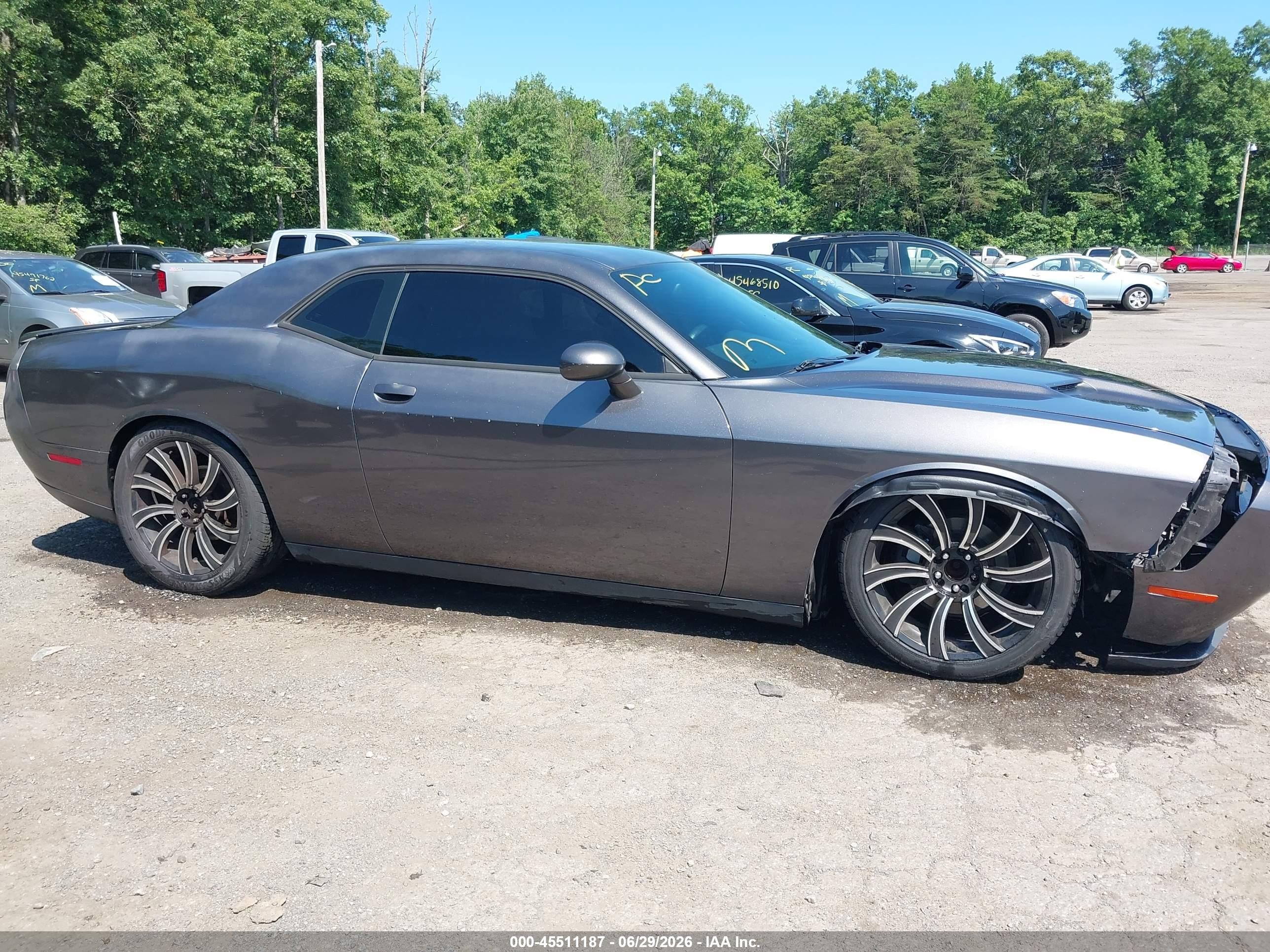 2015 Dodge Challenger Sxt Серый vin: 2C3CDZAG5FH821038