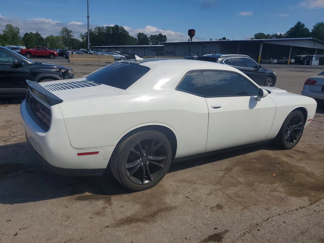 2016 Dodge Challenger Sxt White vin: 2C3CDZAG5GH184959