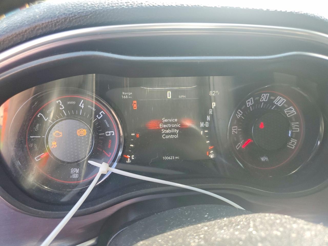 2016 Dodge Challenger Sxt White vin: 2C3CDZAG5GH184959