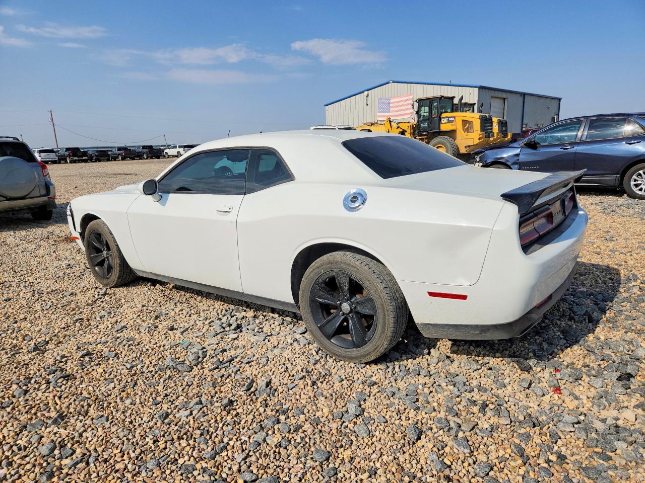 2016 Dodge Challenger Sxt White vin: 2C3CDZAG5GH284091
