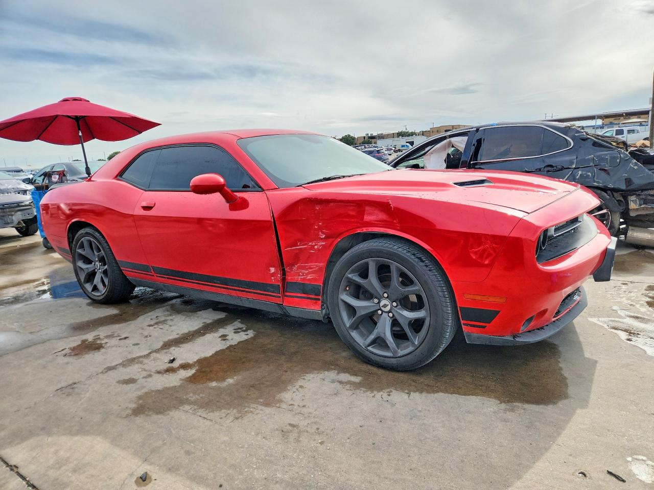 2017 Dodge Challenger Sxt Red vin: 2C3CDZAG5HH636068