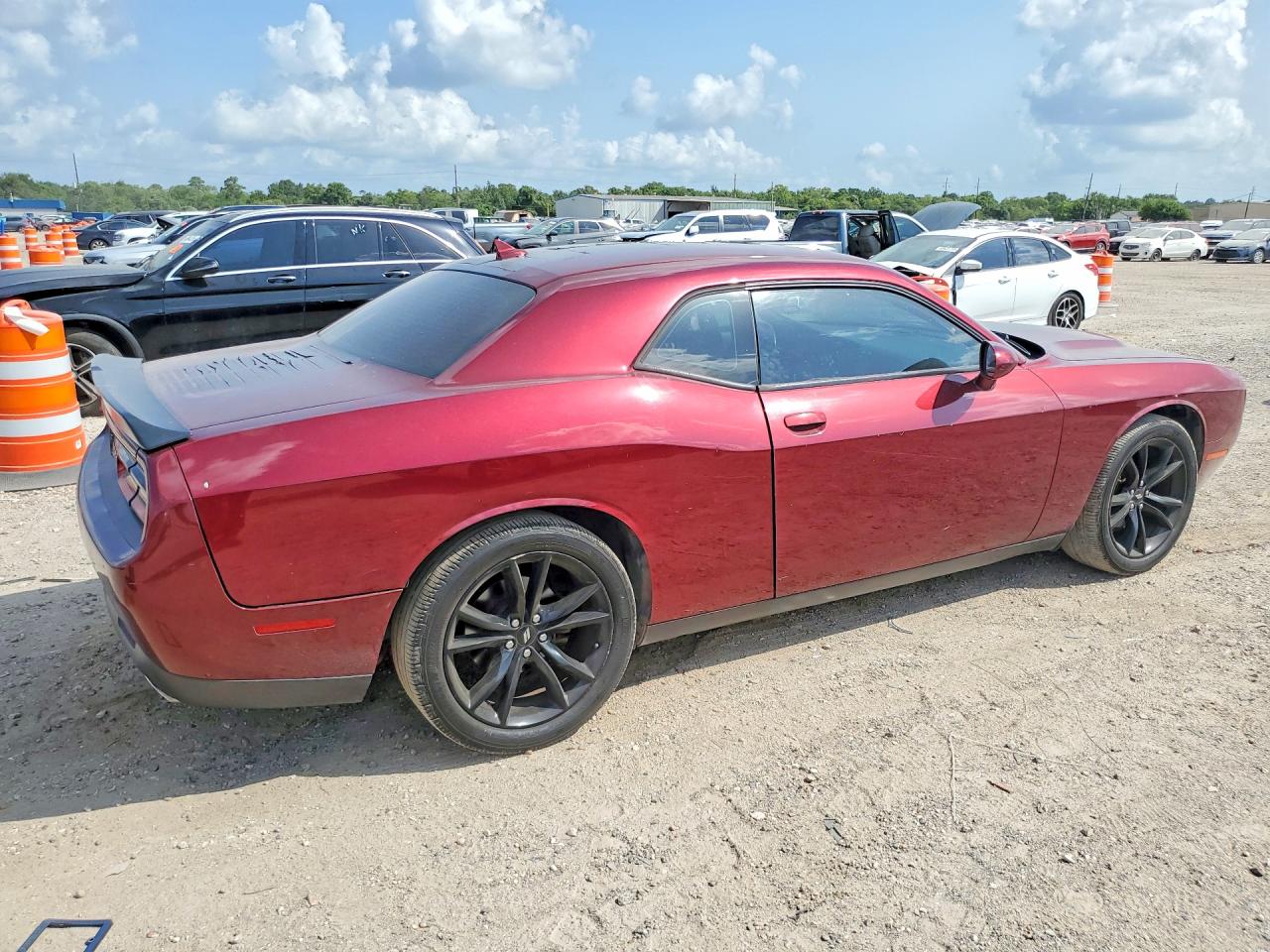 2018 Dodge Challenger Sxt Red vin: 2C3CDZAG5JH161477
