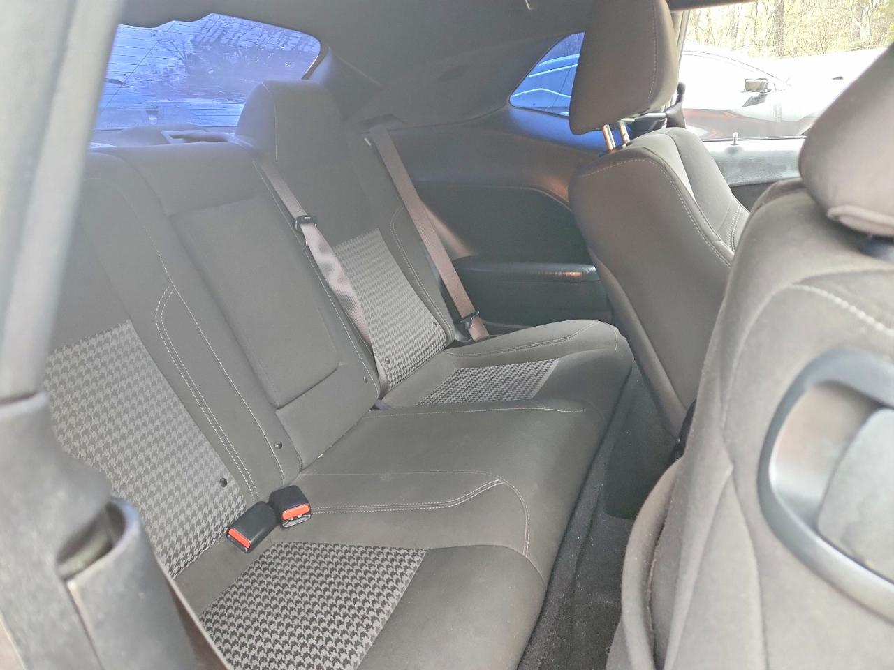 2020 Dodge Challenger Sxt Orange vin: 2C3CDZAG5LH176239