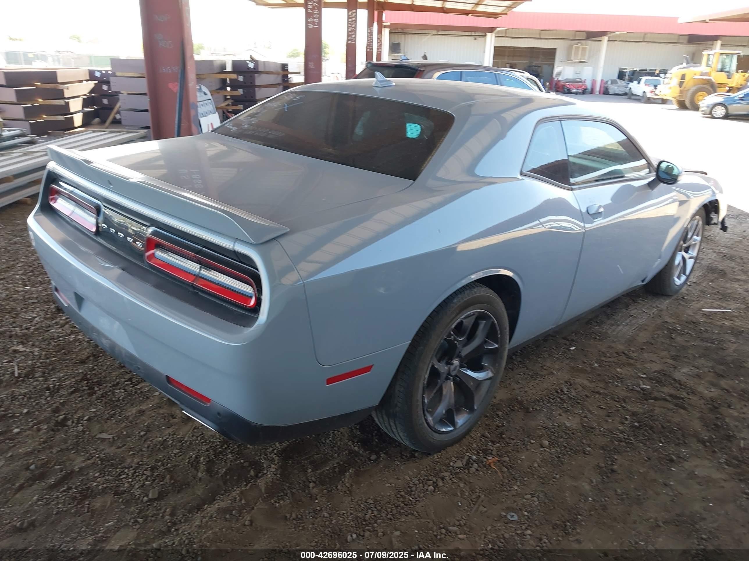 2020 Dodge Challenger Sxt Gray vin: 2C3CDZAG5LH213645