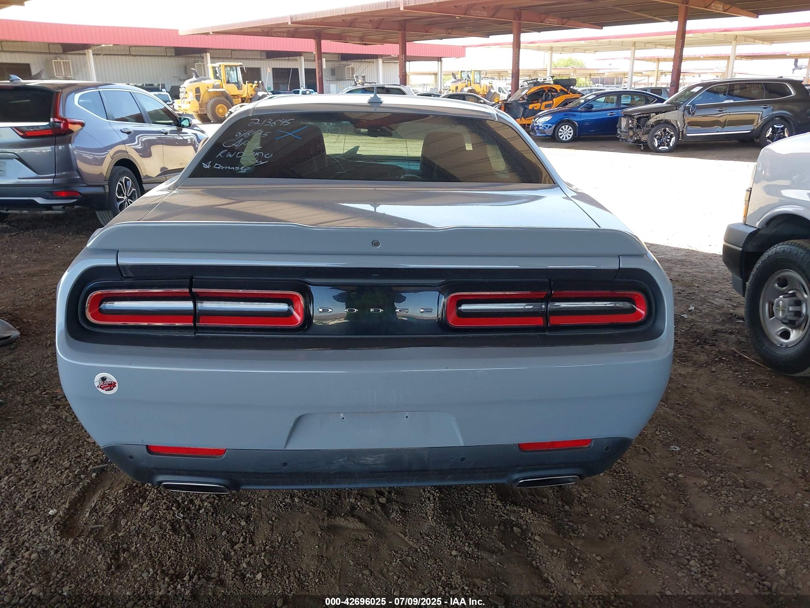 2020 Dodge Challenger Sxt Gray vin: 2C3CDZAG5LH213645