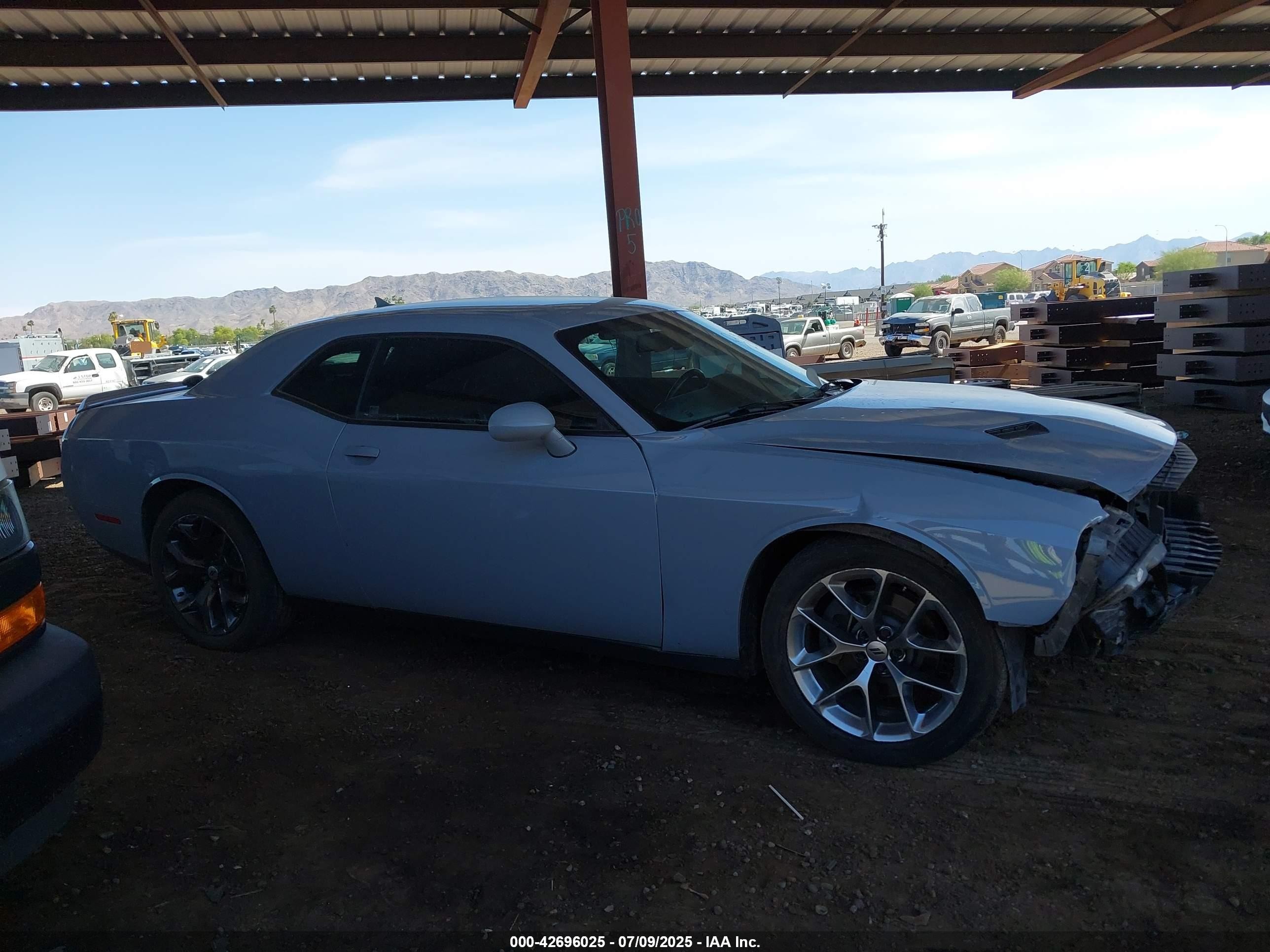 2020 Dodge Challenger Sxt Gray vin: 2C3CDZAG5LH213645