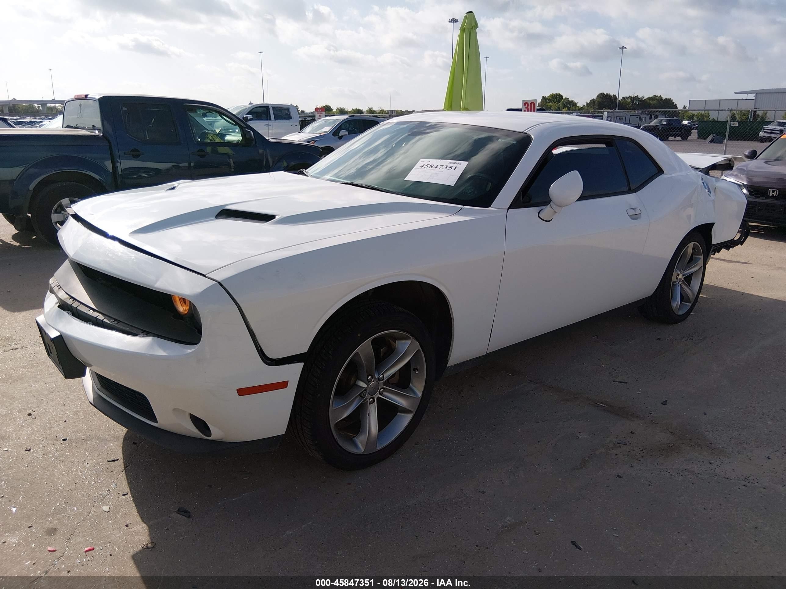 2015 Dodge Challenger Sxt White vin: 2C3CDZAG6FH723622