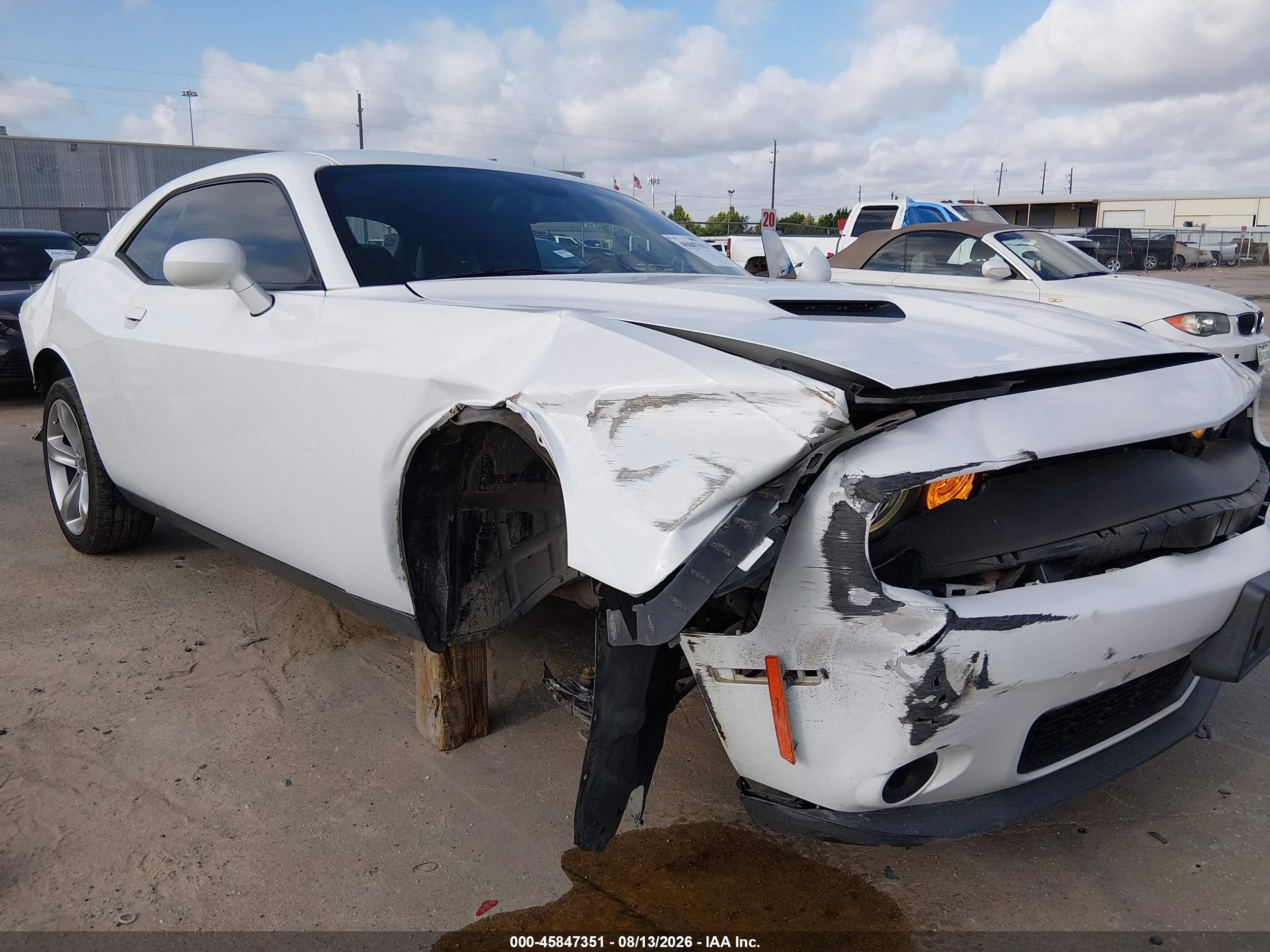 2015 Dodge Challenger Sxt White vin: 2C3CDZAG6FH723622