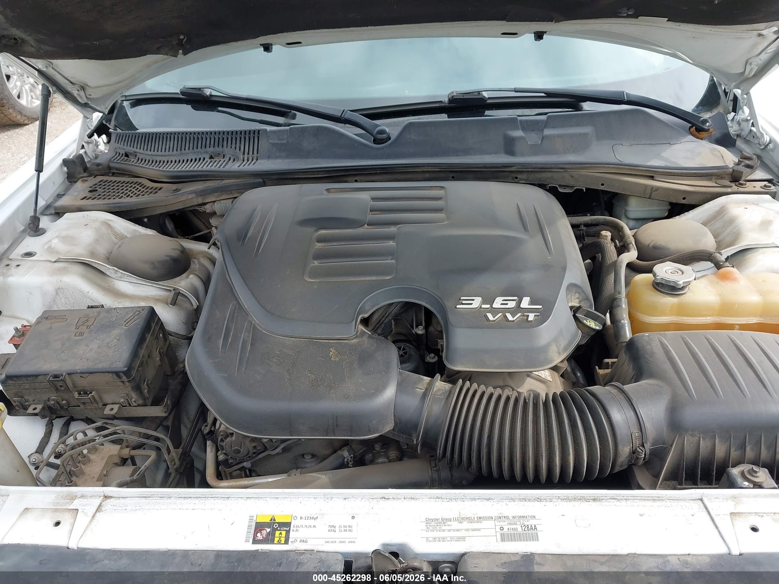 2015 Dodge Challenger Sxt White vin: 2C3CDZAG6FH737360