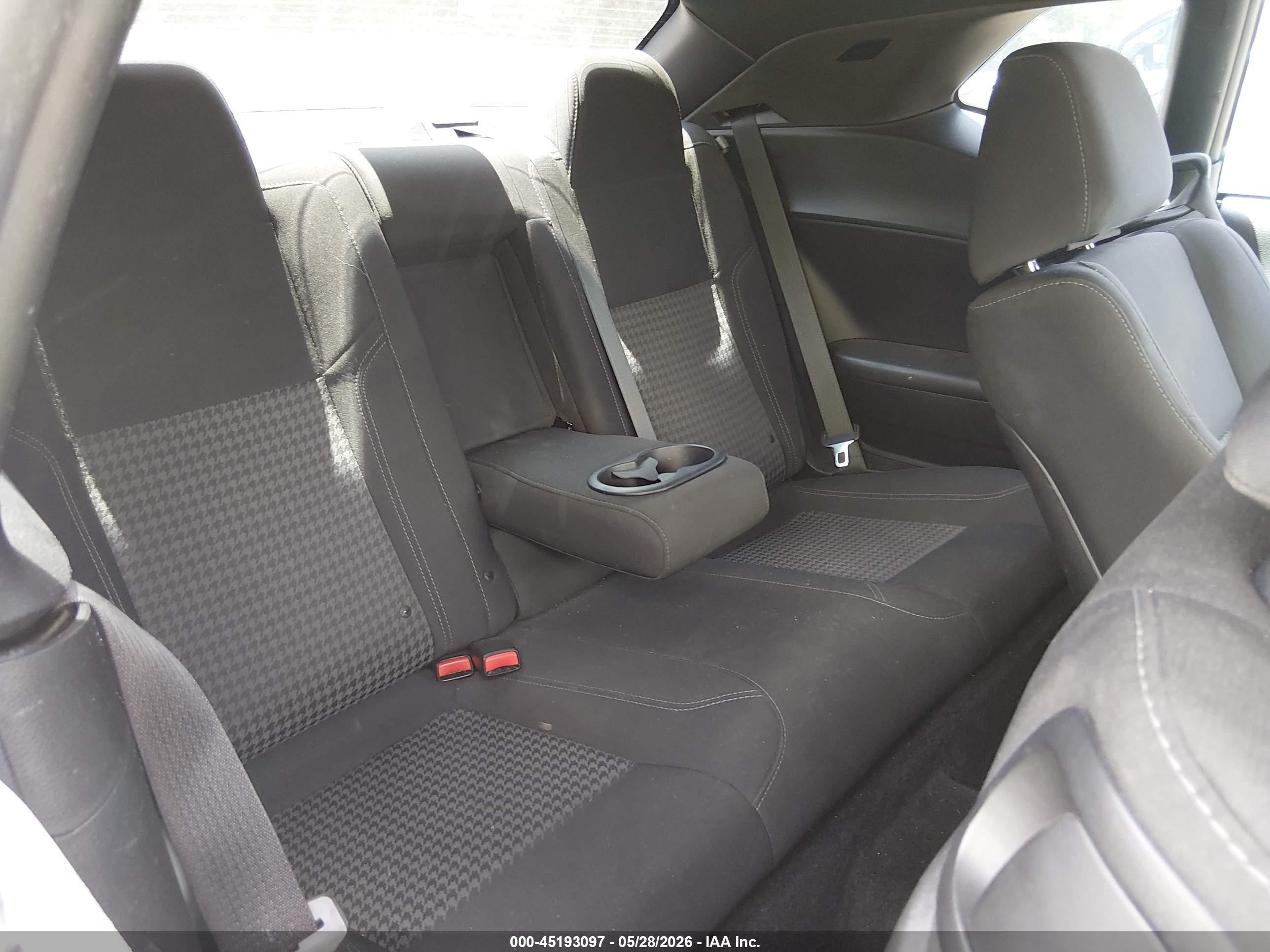 2015 Dodge Challenger Sxt White vin: 2C3CDZAG6FH821128