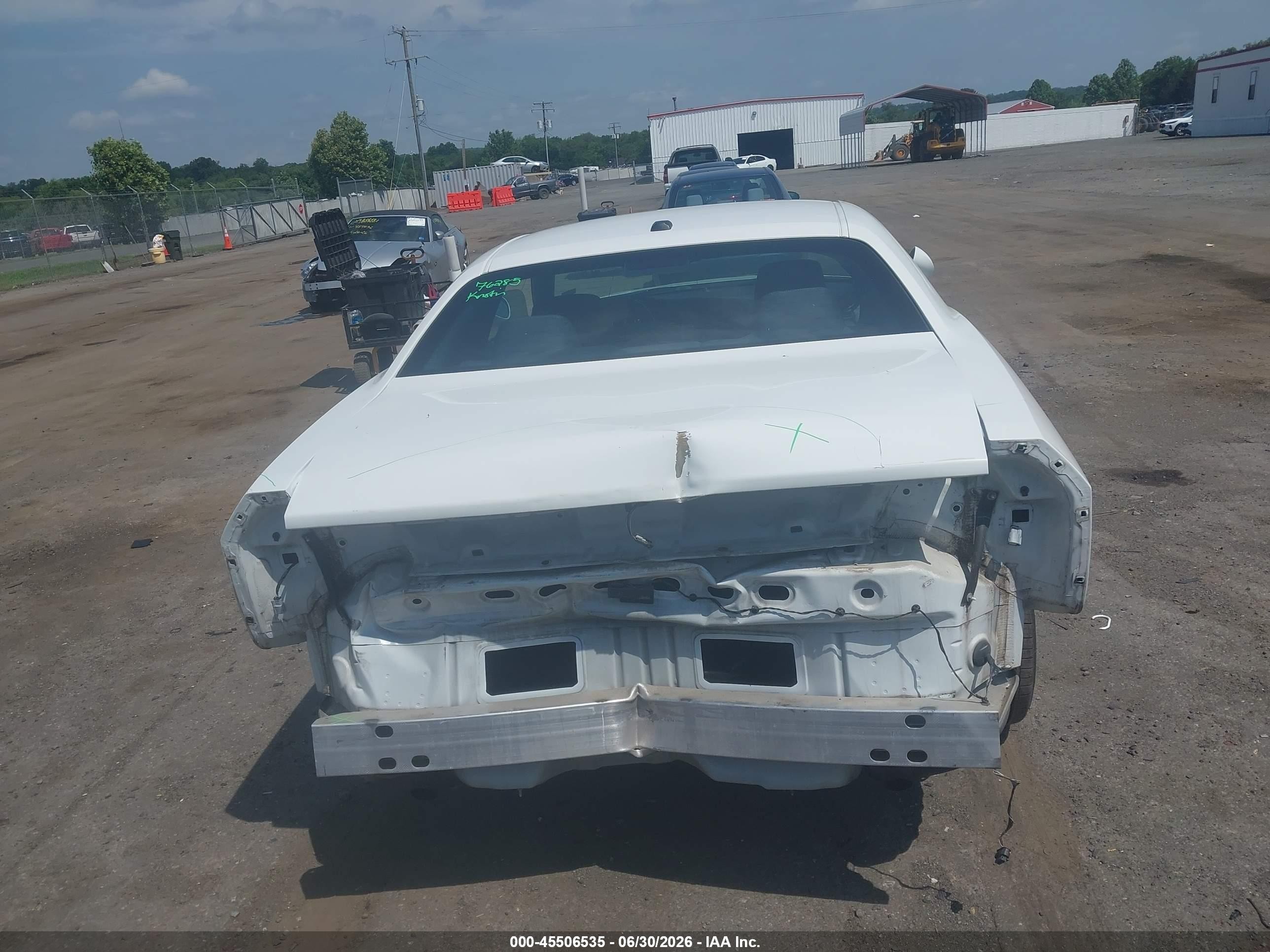 2015 Dodge Challenger Sxt White vin: 2C3CDZAG6FH894631
