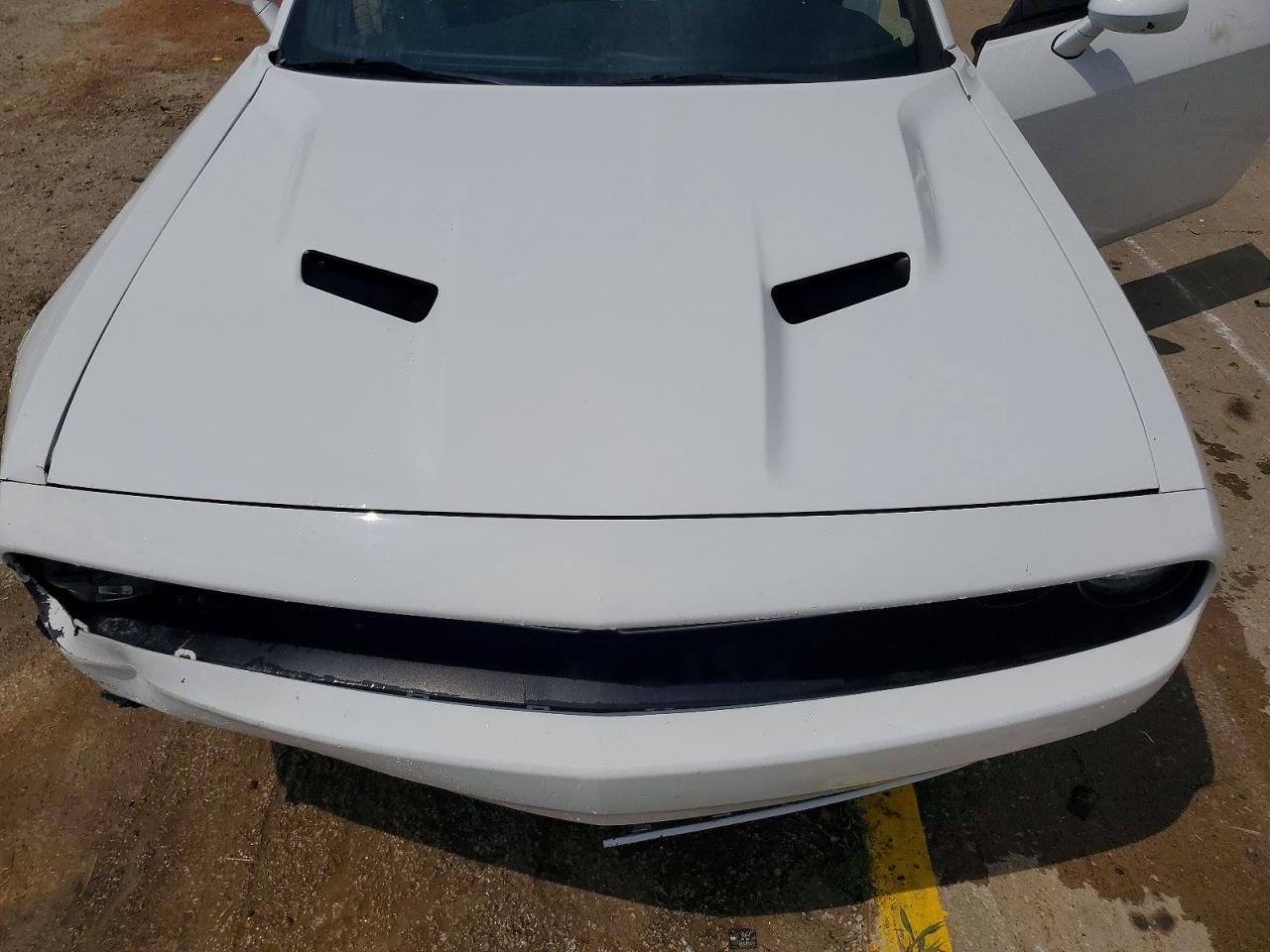 2015 Dodge Challenger Sxt White vin: 2C3CDZAG6FH913131