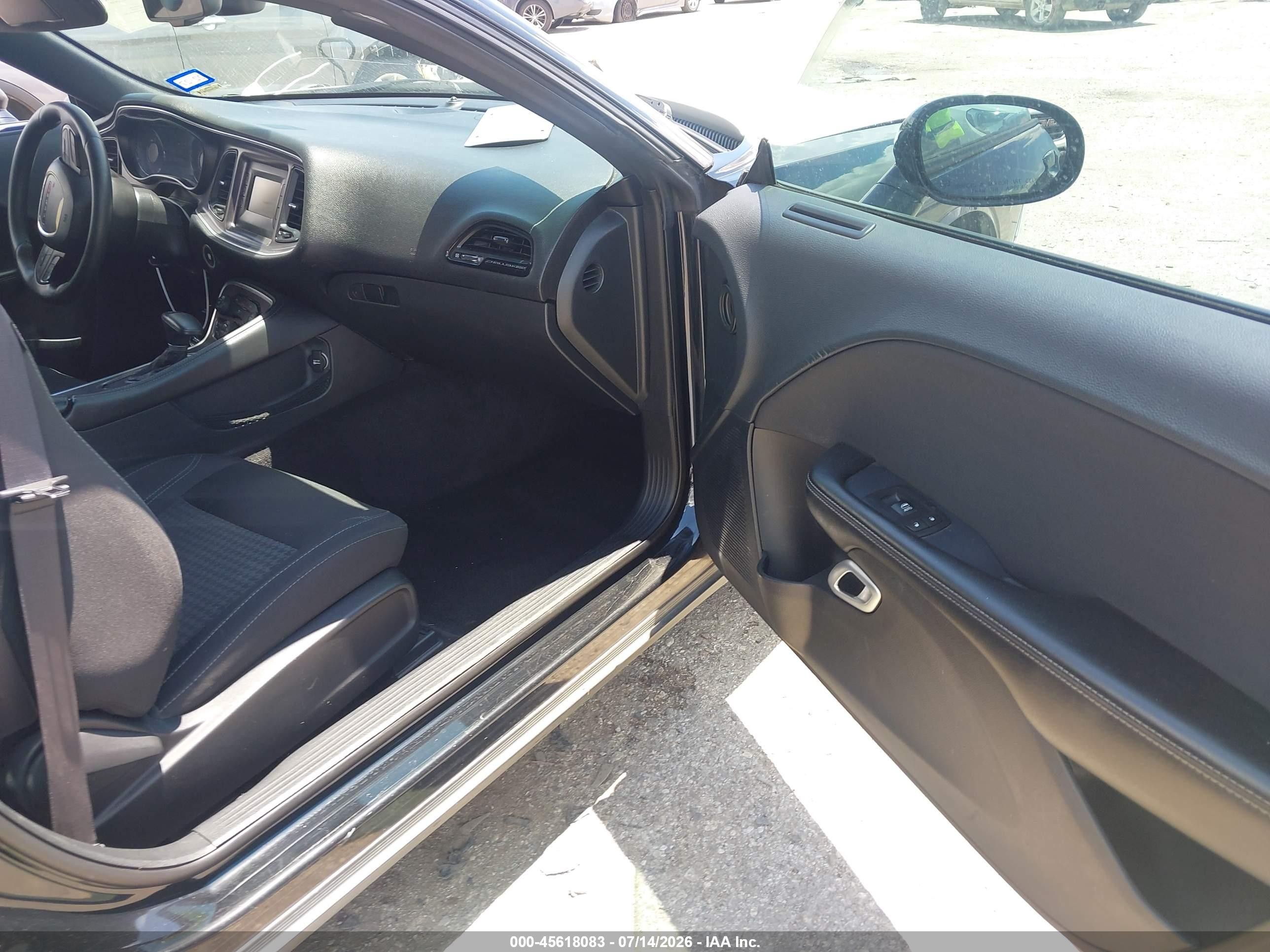 2016 Dodge Challenger Sxt Black vin: 2C3CDZAG6GH279918