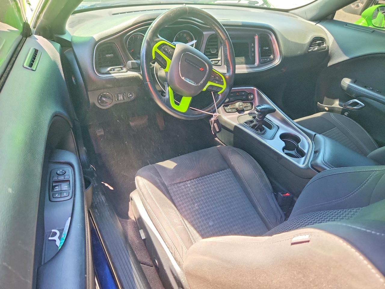 2017 Dodge Challenger Sxt Зеленый vin: 2C3CDZAG6HH592419