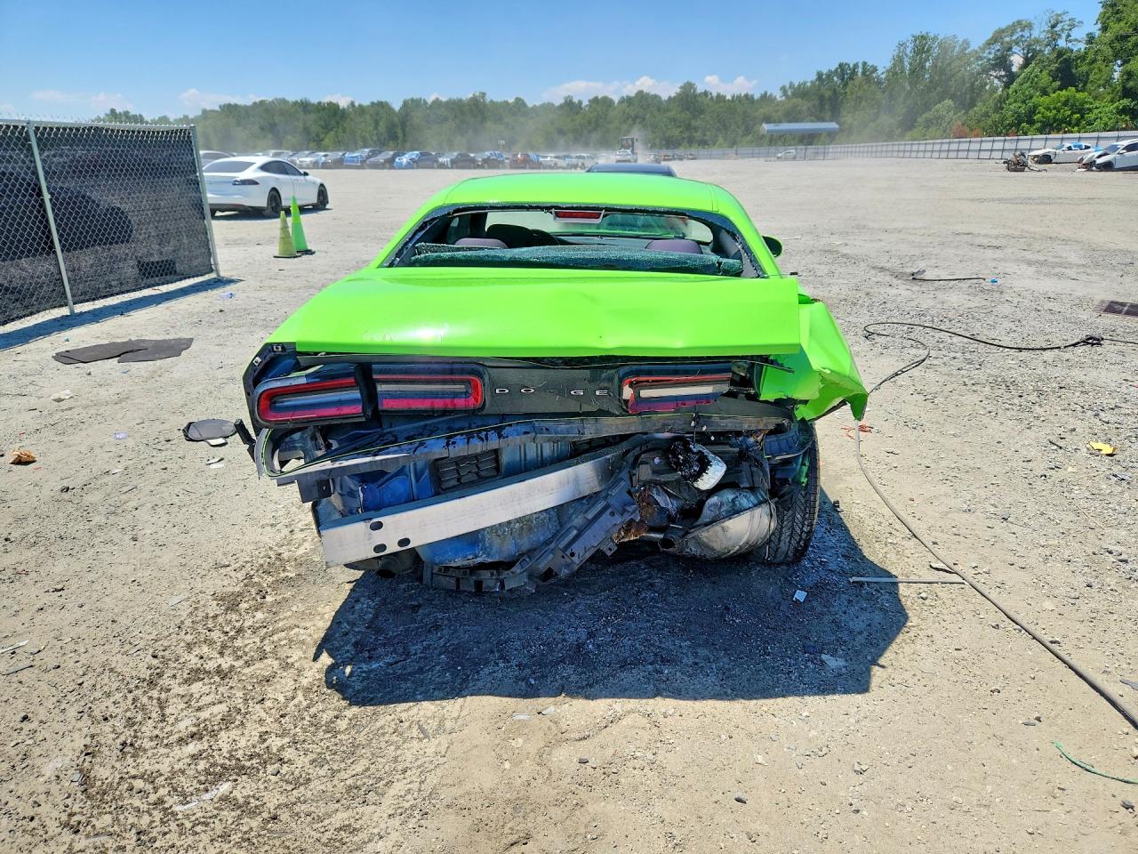 2017 Dodge Challenger Sxt Зеленый vin: 2C3CDZAG6HH592419