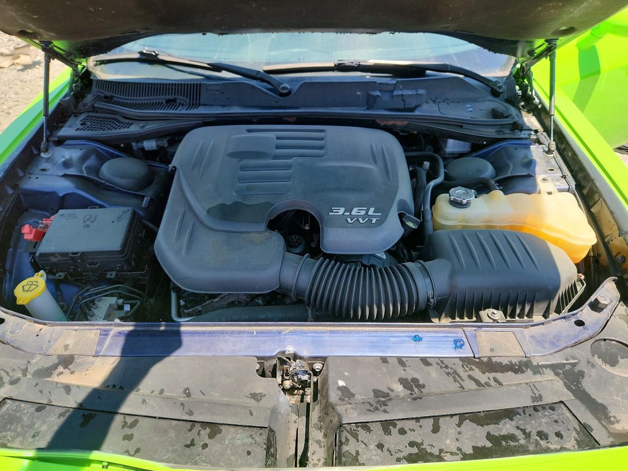 2017 Dodge Challenger Sxt Зеленый vin: 2C3CDZAG6HH592419