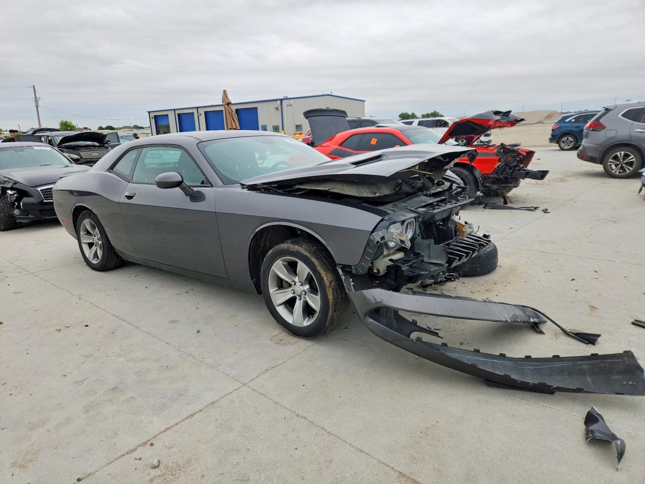 2019 Dodge Challenger Sxt Gray vin: 2C3CDZAG6KH671953