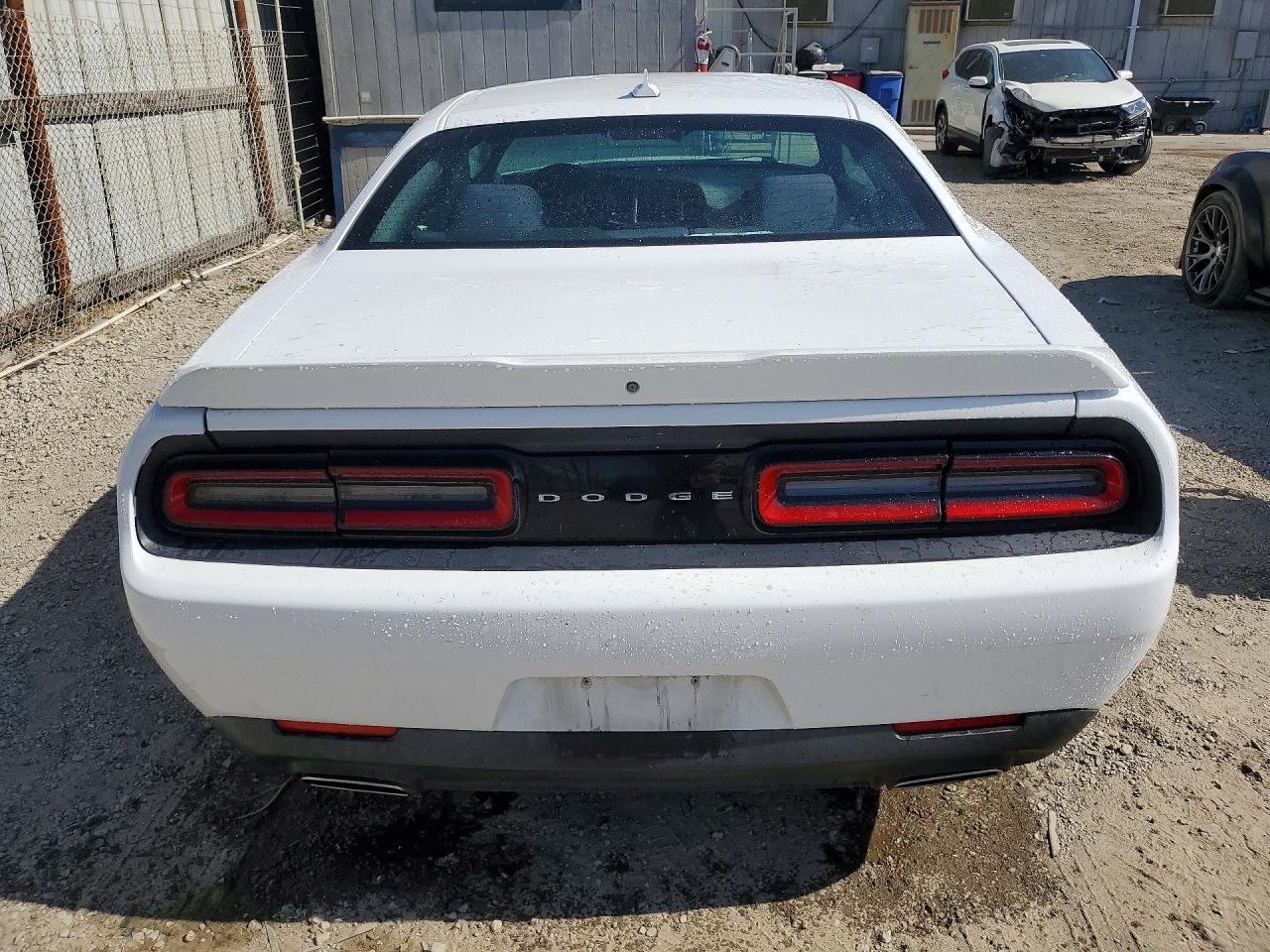 2019 Dodge Challenger Sxt White vin: 2C3CDZAG6KH752161