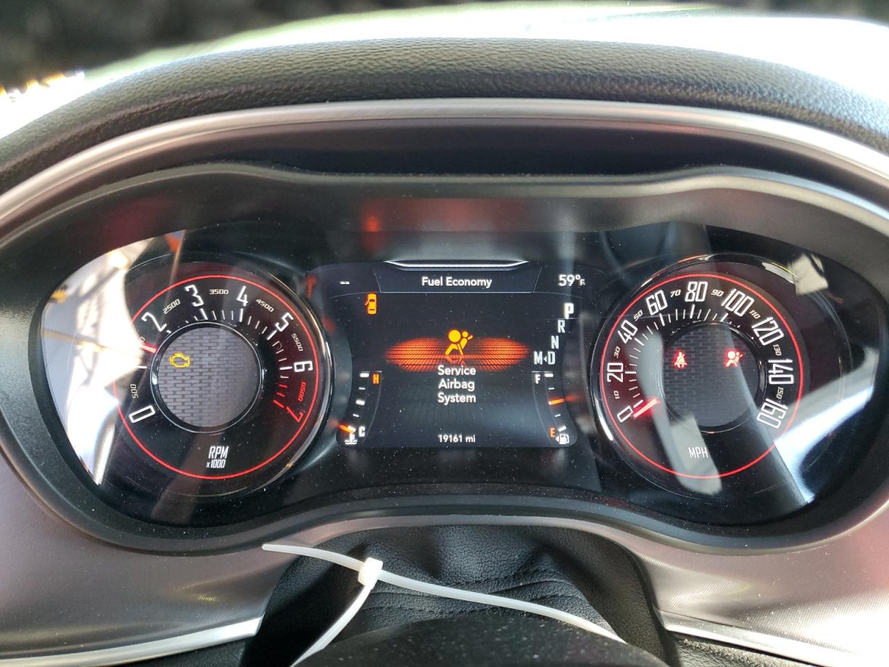 2022 Dodge Challenger Sxt Green vin: 2C3CDZAG6NH238525