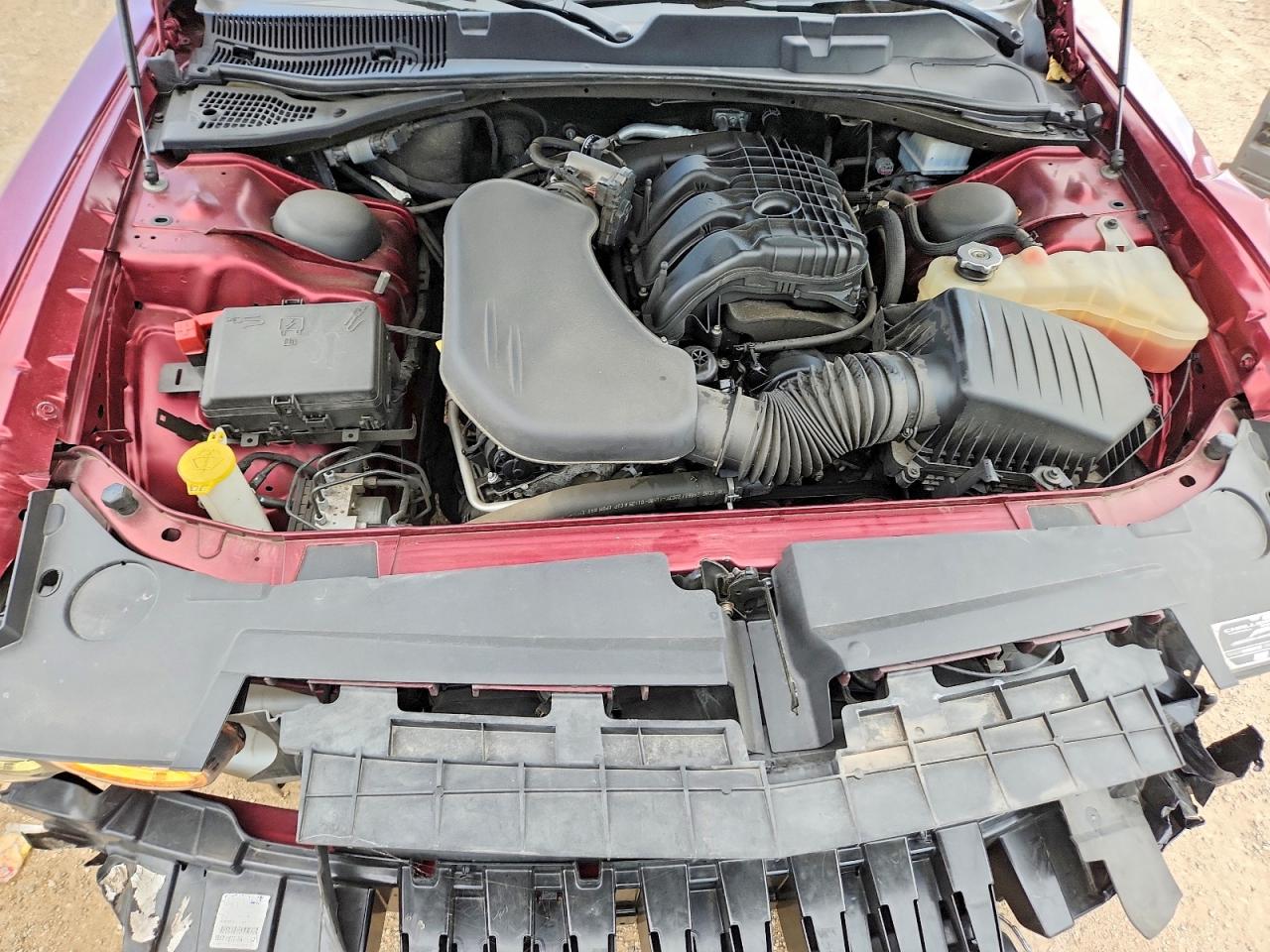 2023 Dodge Challenger Sxt Maroon vin: 2C3CDZAG6PH642024