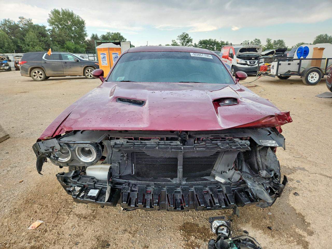 2023 Dodge Challenger Sxt Maroon vin: 2C3CDZAG6PH642024