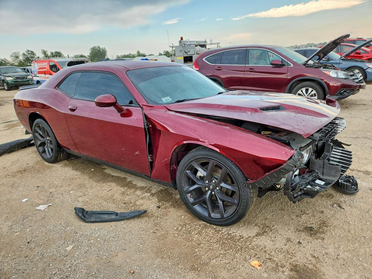 2023 Dodge Challenger Sxt Maroon vin: 2C3CDZAG6PH642024