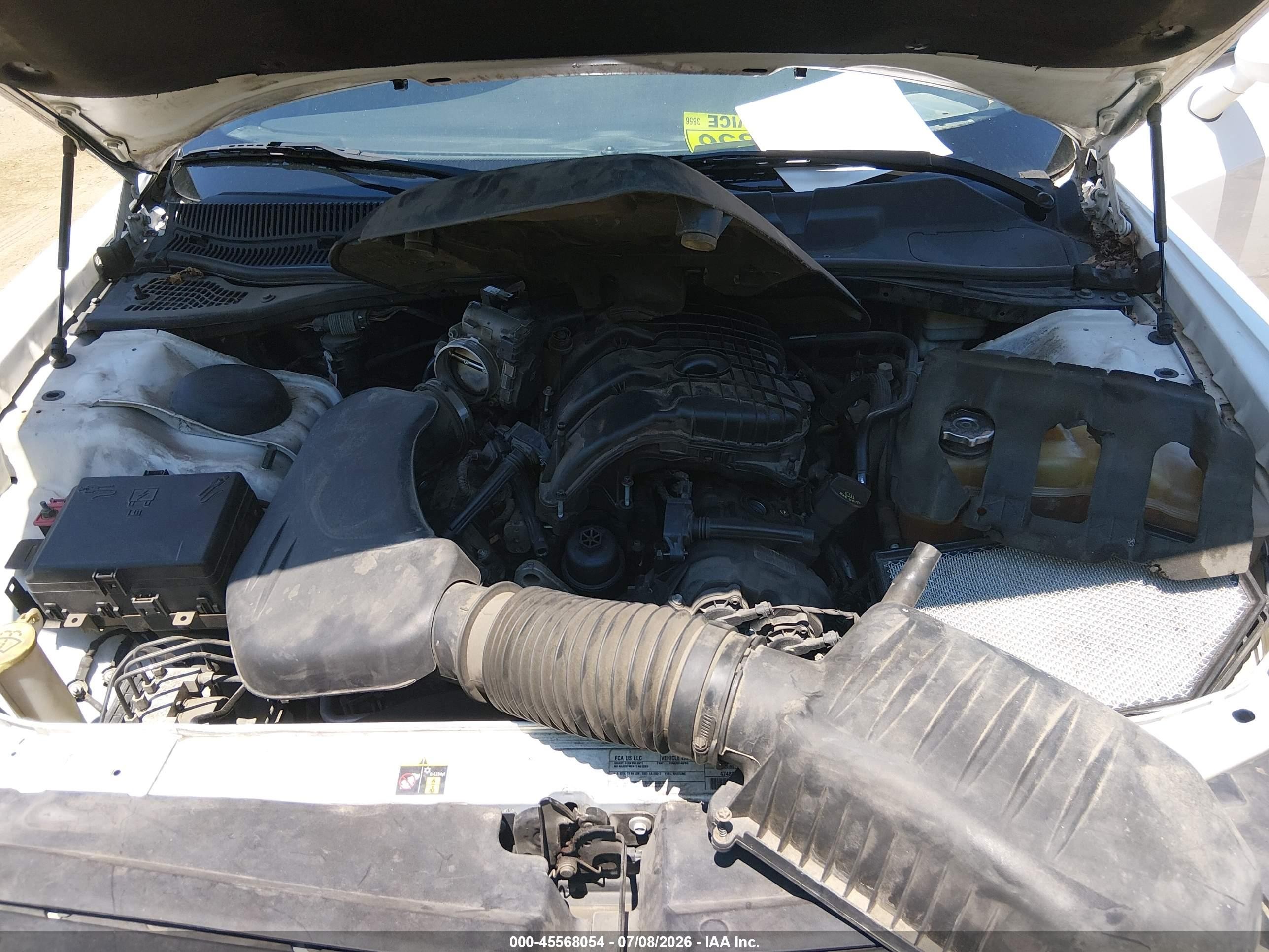2015 Dodge Challenger Sxt White vin: 2C3CDZAG7FH747654