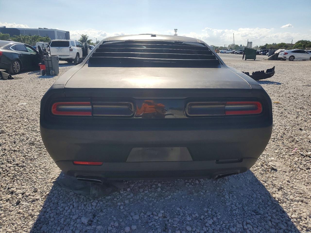 2015 Dodge Challenger Sxt Two Tone vin: 2C3CDZAG7FH798183