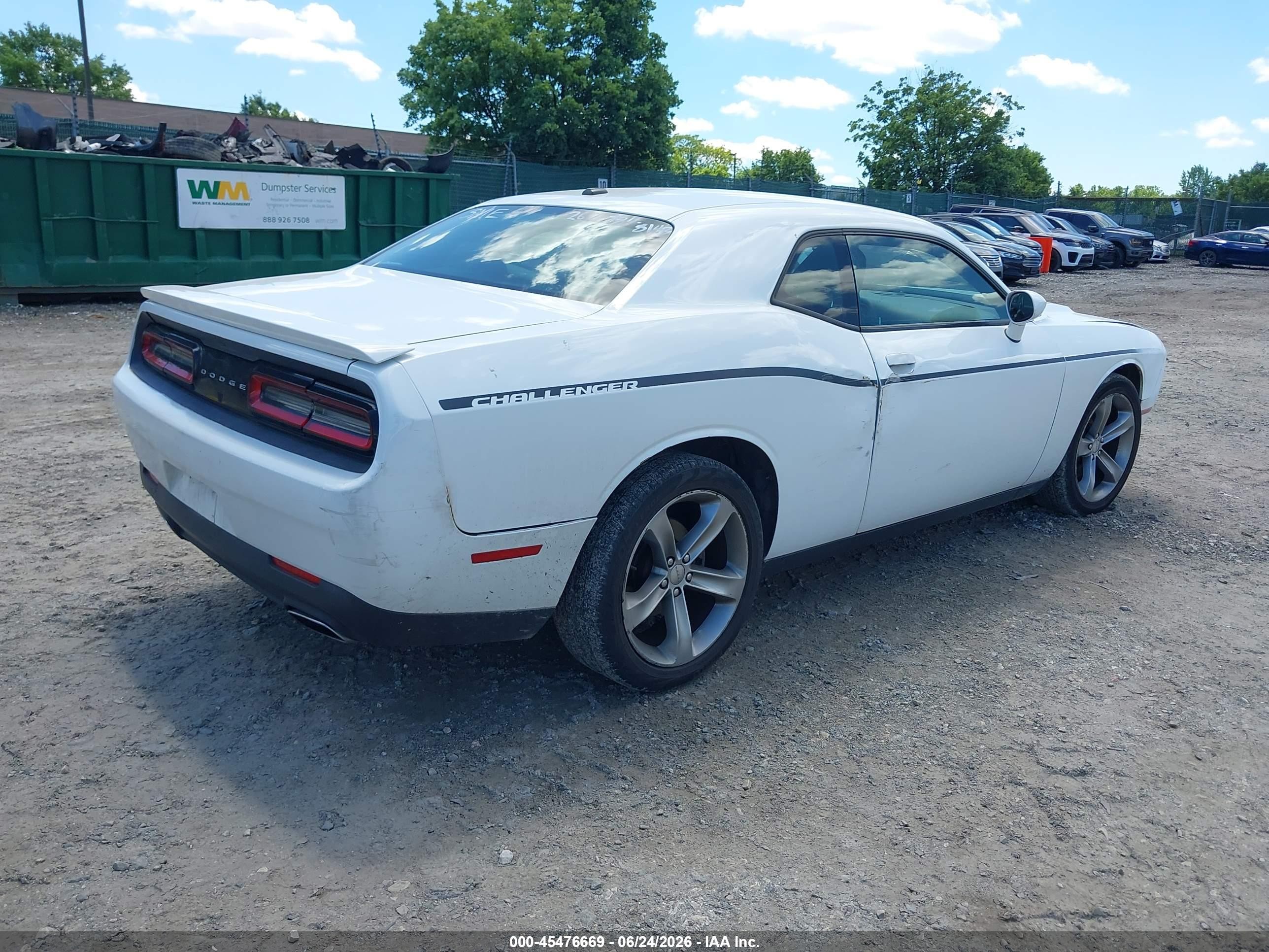 2015 Dodge Challenger Sxt Белый vin: 2C3CDZAG7FH873660